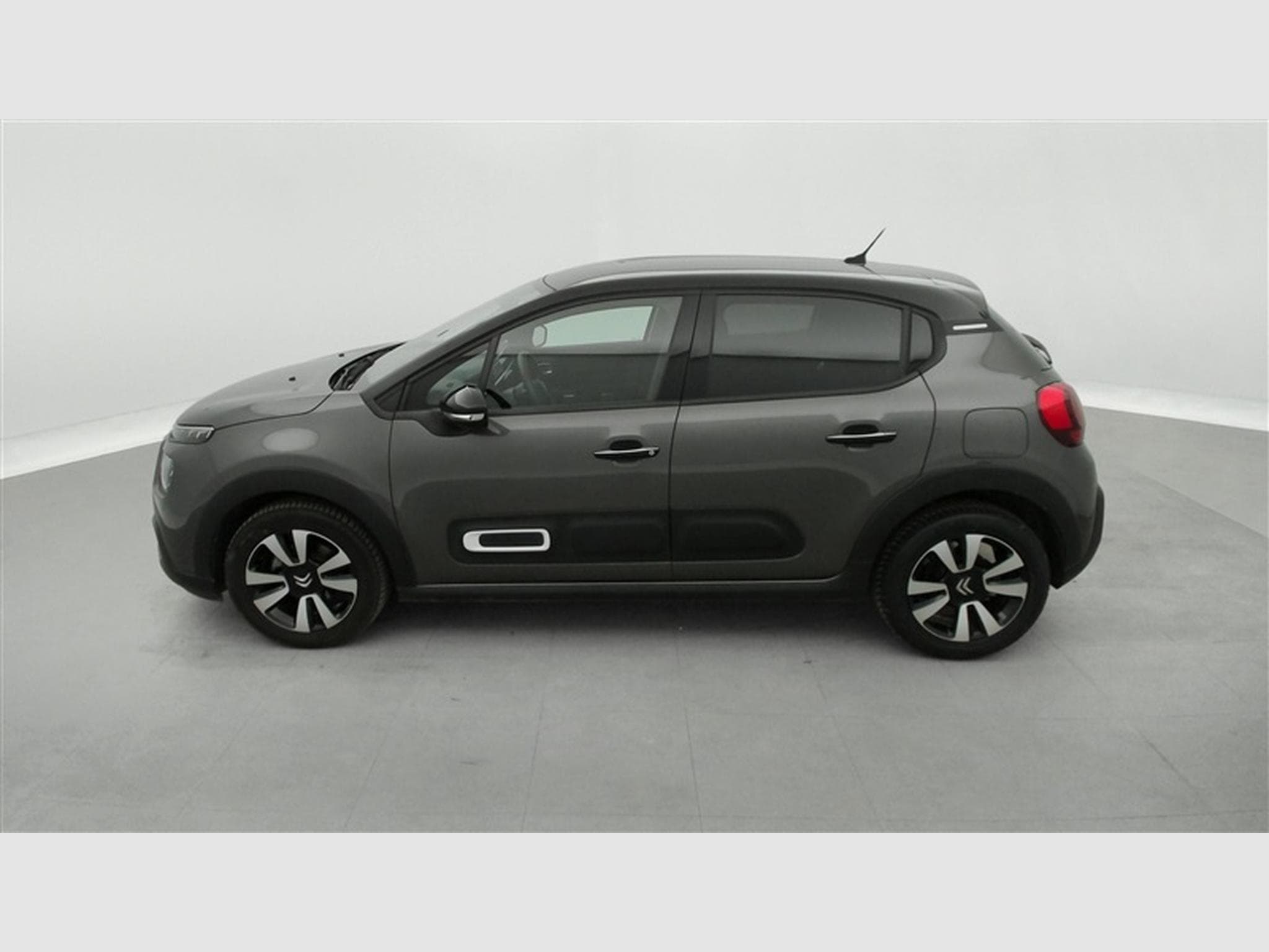Citroen C3 1.2i PureTech Shine NAVI / FULL LED / CARPLAY (2023) - Photo 3