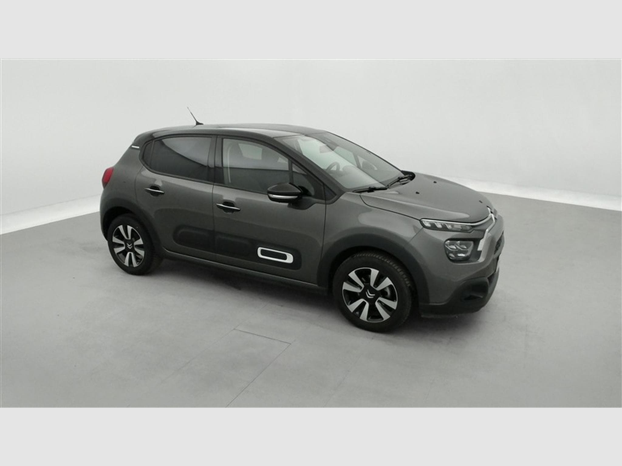 Citroen C3 1.2i PureTech Shine NAVI / FULL LED / CARPLAY (2023) - Photo 22