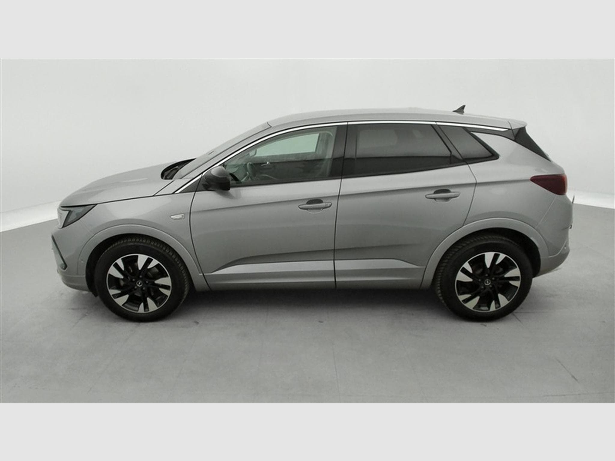 Opel Grandland 1.2 Turbo Business Edition S&S (2023) - Photo 3