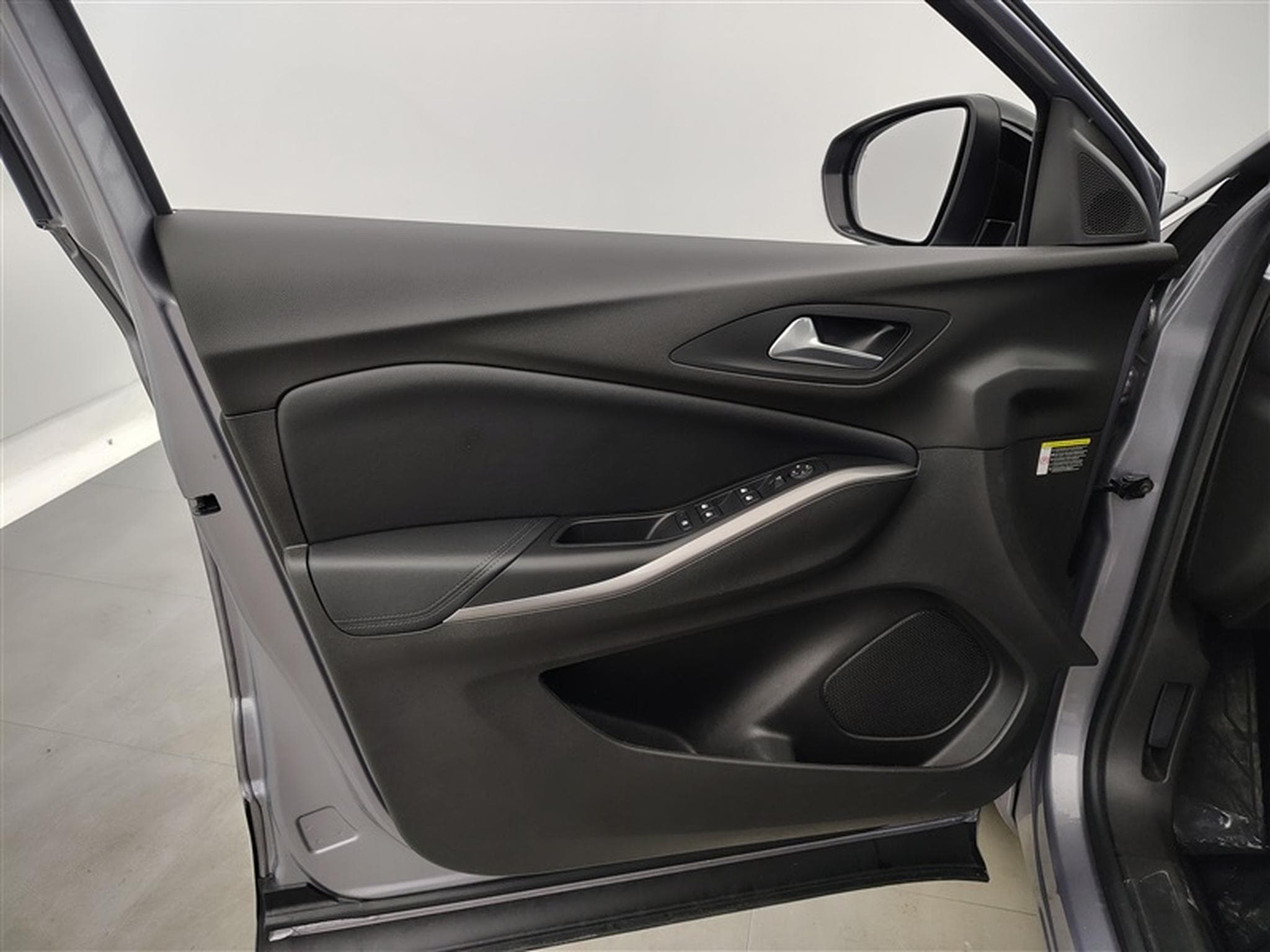 Opel Grandland 1.2 Turbo Business Edition S&S (2023) - Photo 16
