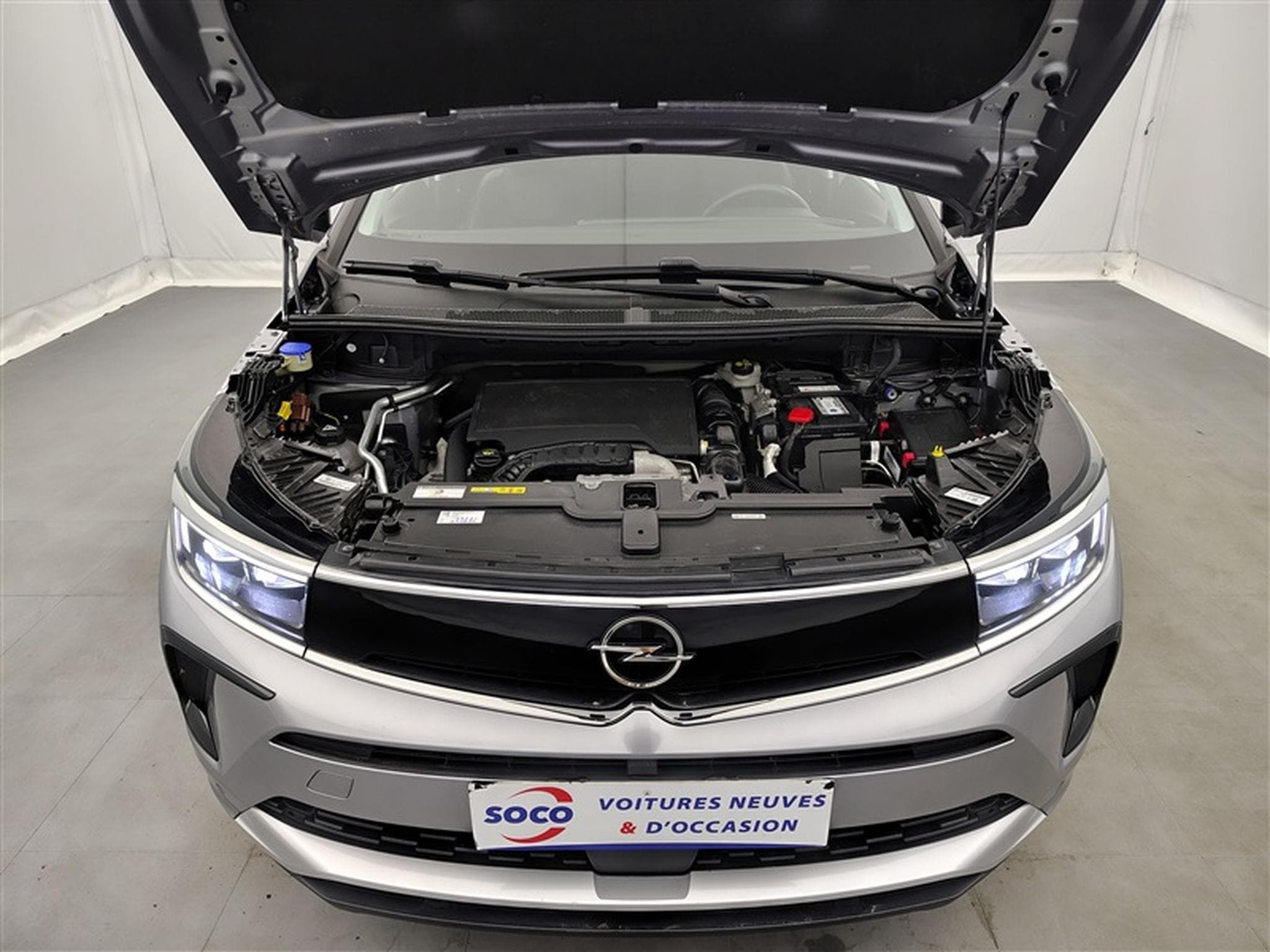 Opel Grandland 1.2 Turbo Business Edition S&S (2023) - Photo 18