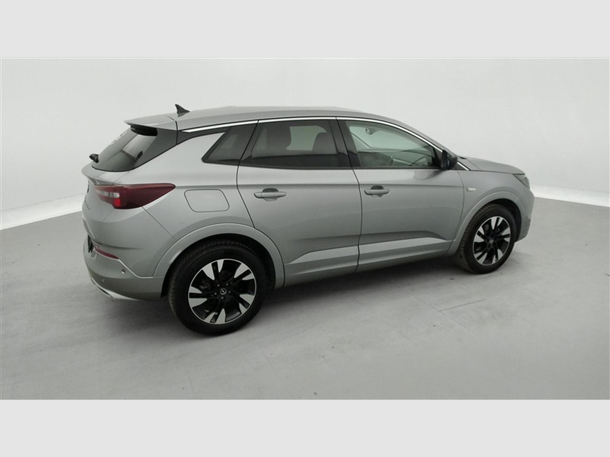 Opel Grandland 1.2 Turbo Business Edition S&S (2023) - Photo 24