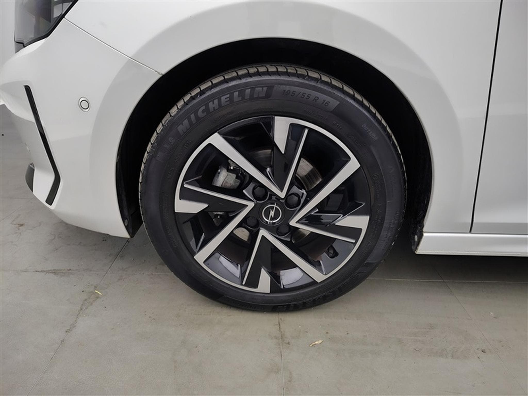 Opel Corsa 1.2i GS S/S (2024) - Photo 6