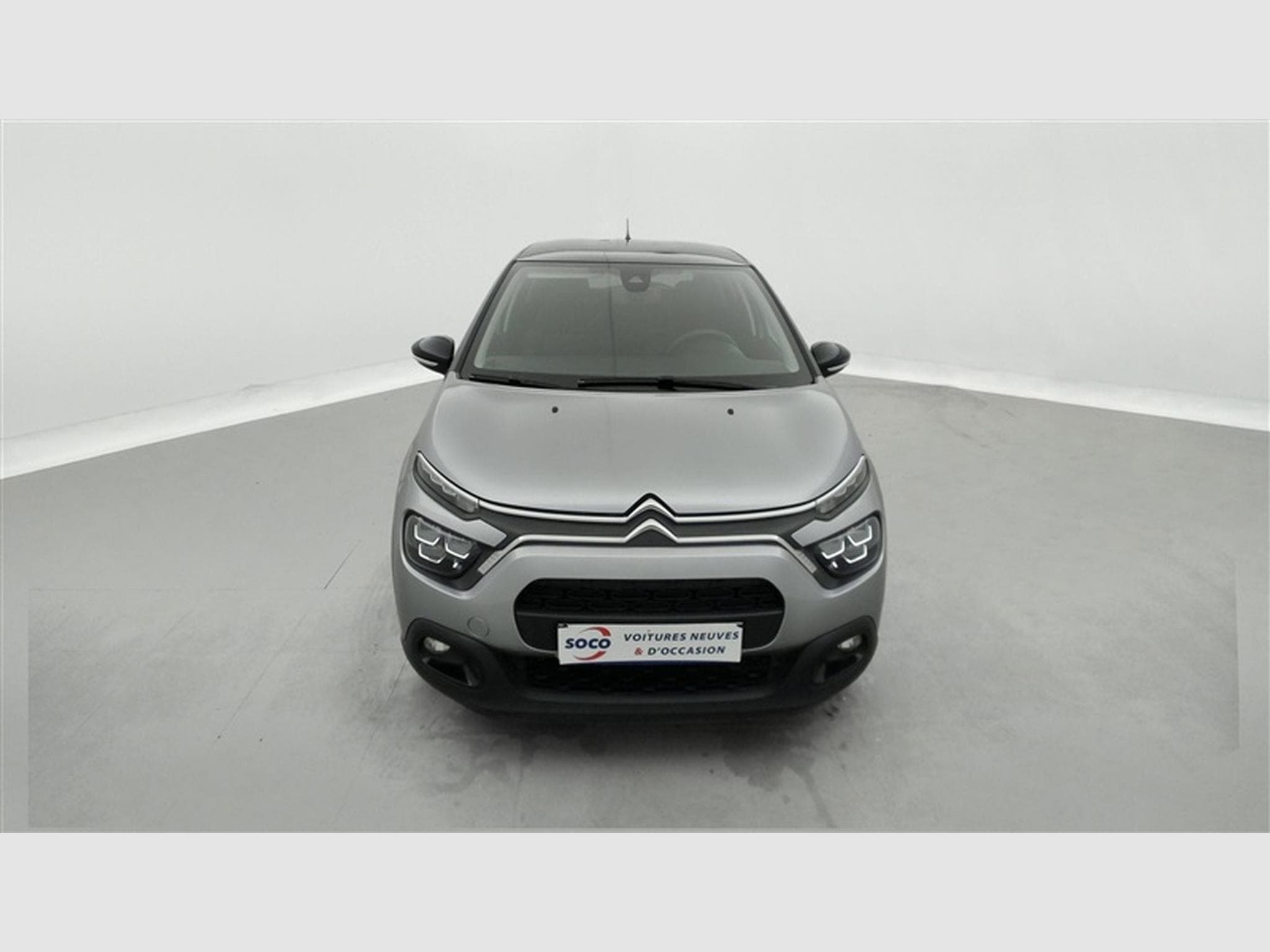 Citroën C3 1.2i PureTech Shine CARPLAY / FULL LED / JA 16" (2023) - Photo 4