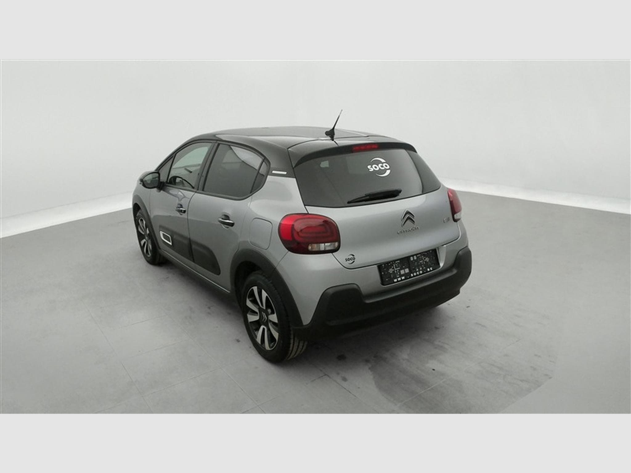 Citroën C3 1.2i PureTech Shine CARPLAY / FULL LED / JA 16" (2023) - Photo 2
