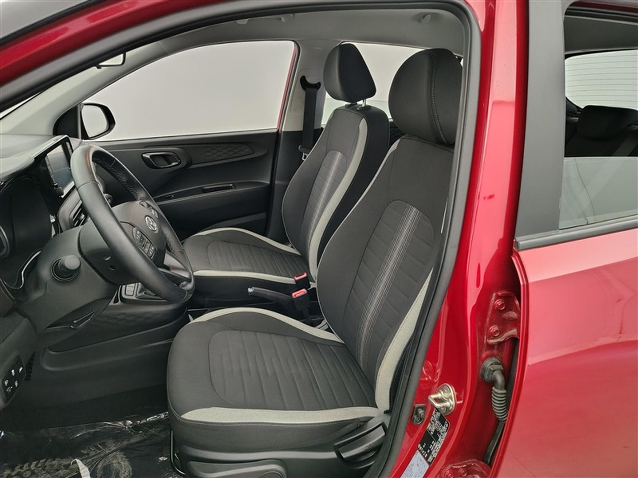 Hyundai i10 1.0i Twist (2022) - Foto 7