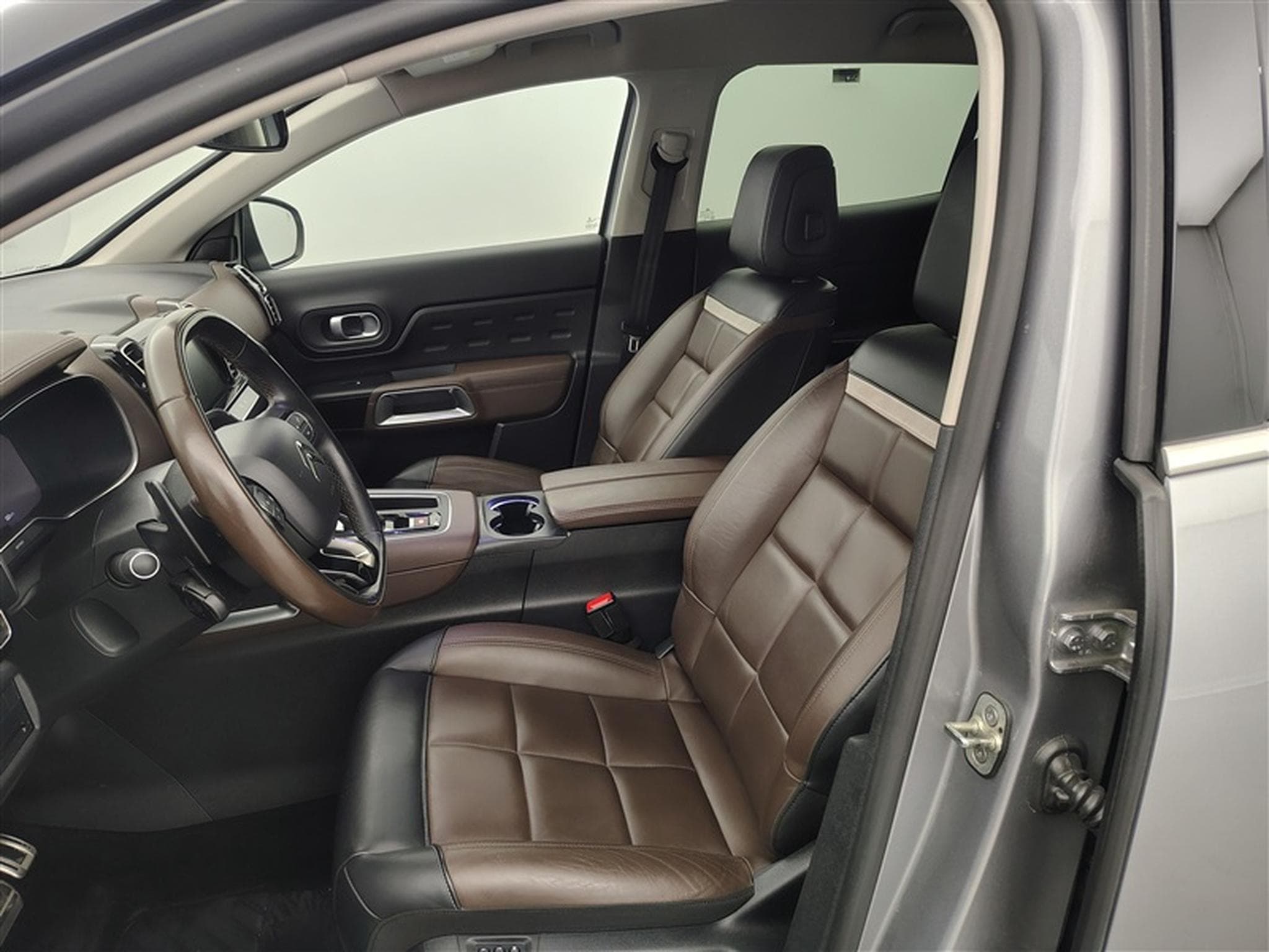 Citroën C5 Aircross 1.2 PureTech 130cv CAMERA / JA 18" (2020) - Photo 7