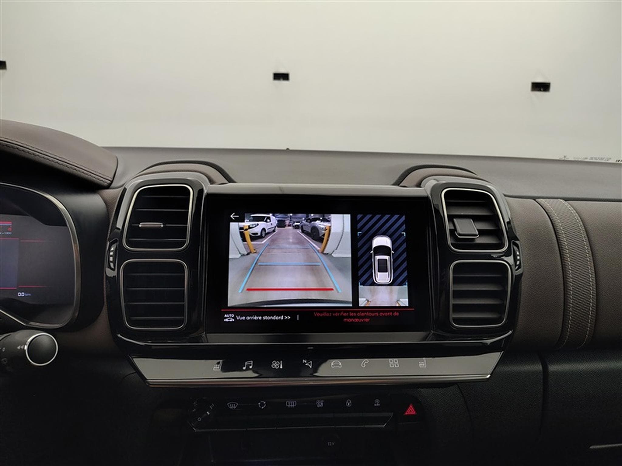 Citroën C5 Aircross 1.2 PureTech 130cv CAMERA / JA 18" (2020) - Photo 18