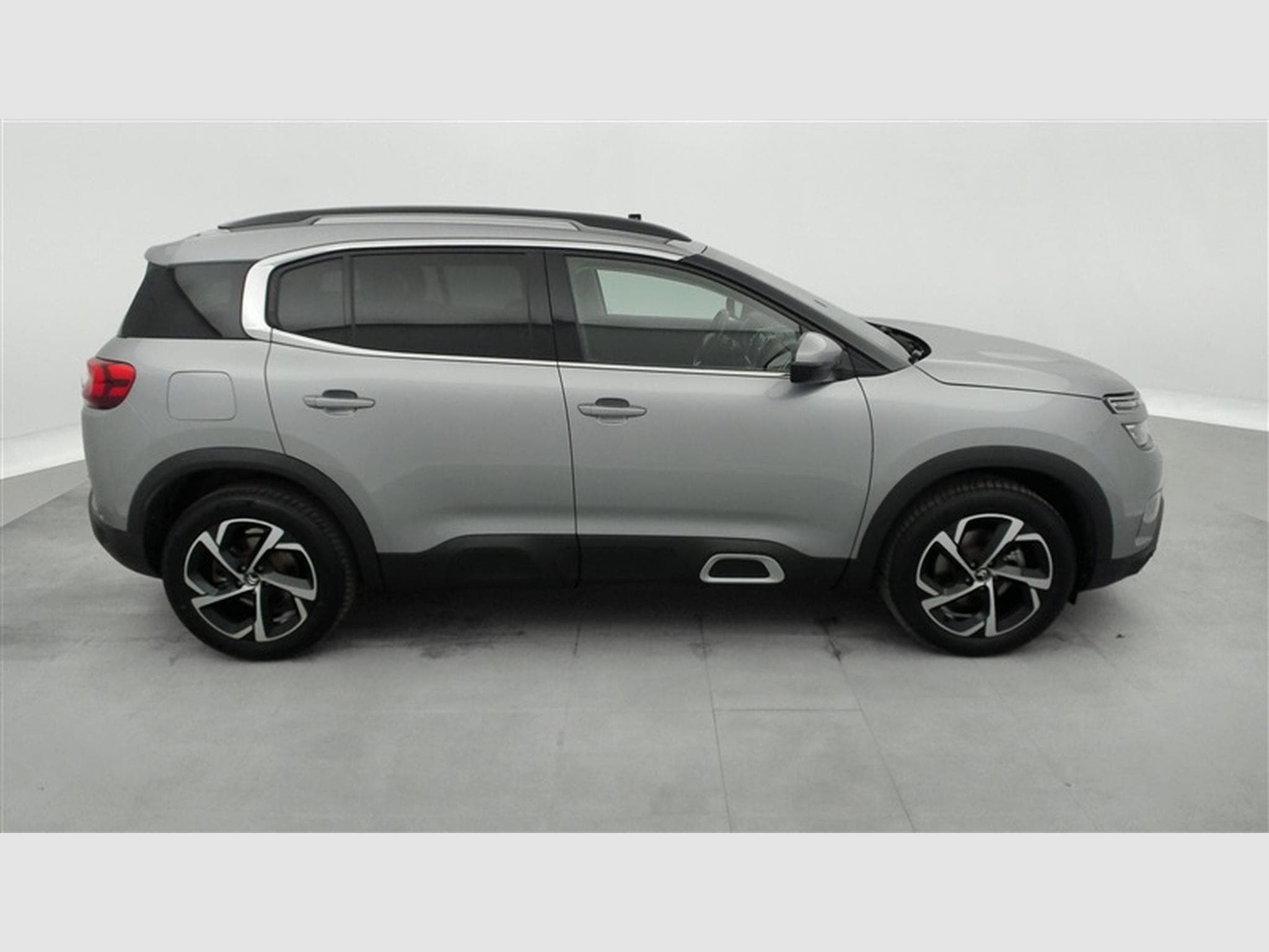 Citroën C5 Aircross 1.2 PureTech 130cv CAMERA / JA 18" (2020) - Photo 24
