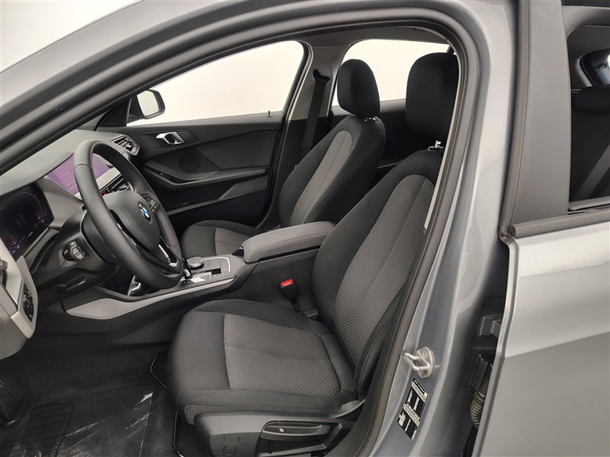 BMW 116 iA NAVI / FULL LED / PDC AV-AR (2023) - Photo 7