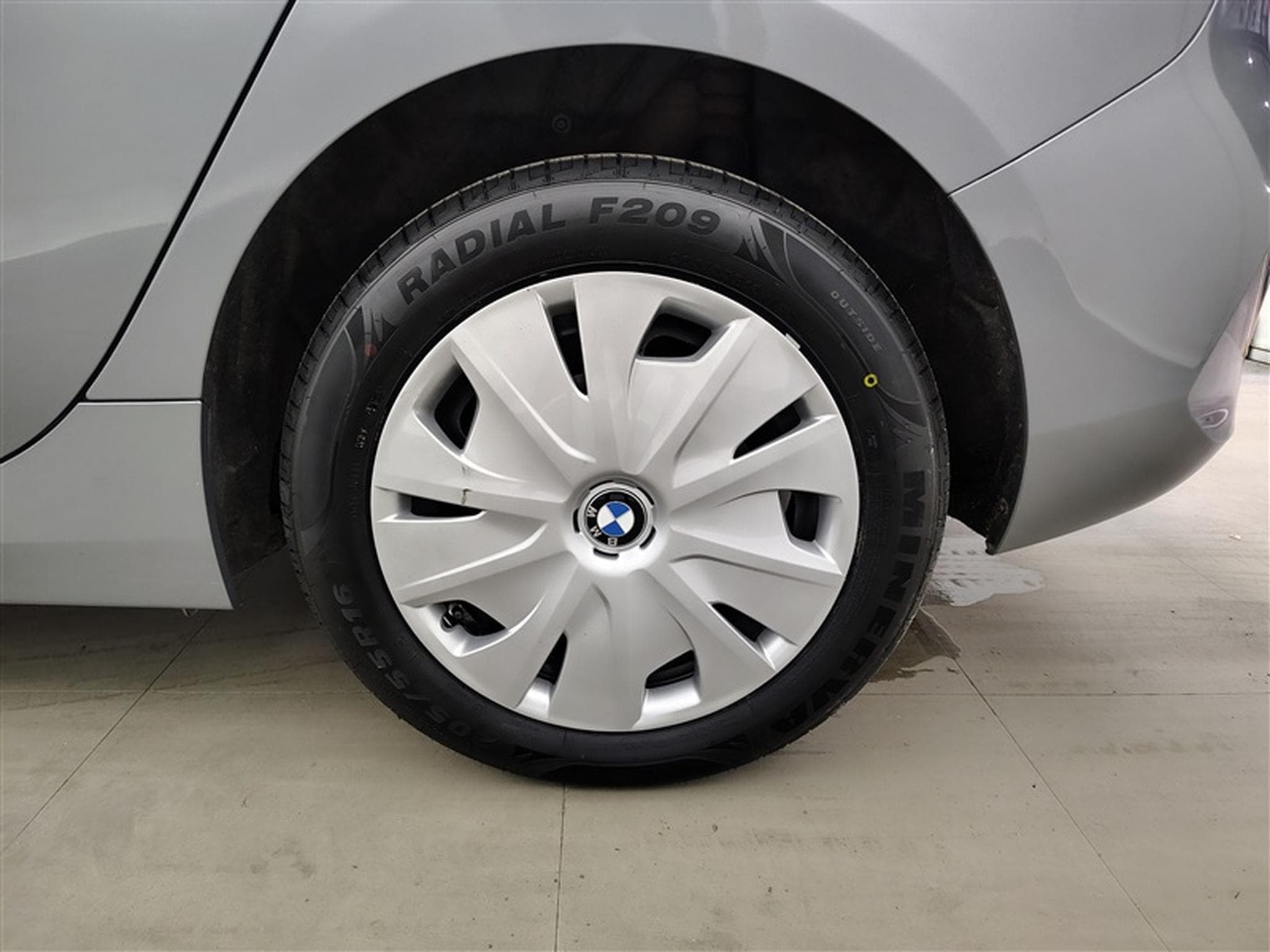 BMW 116 iA NAVI / FULL LED / PDC AV-AR (2023) - Photo 6