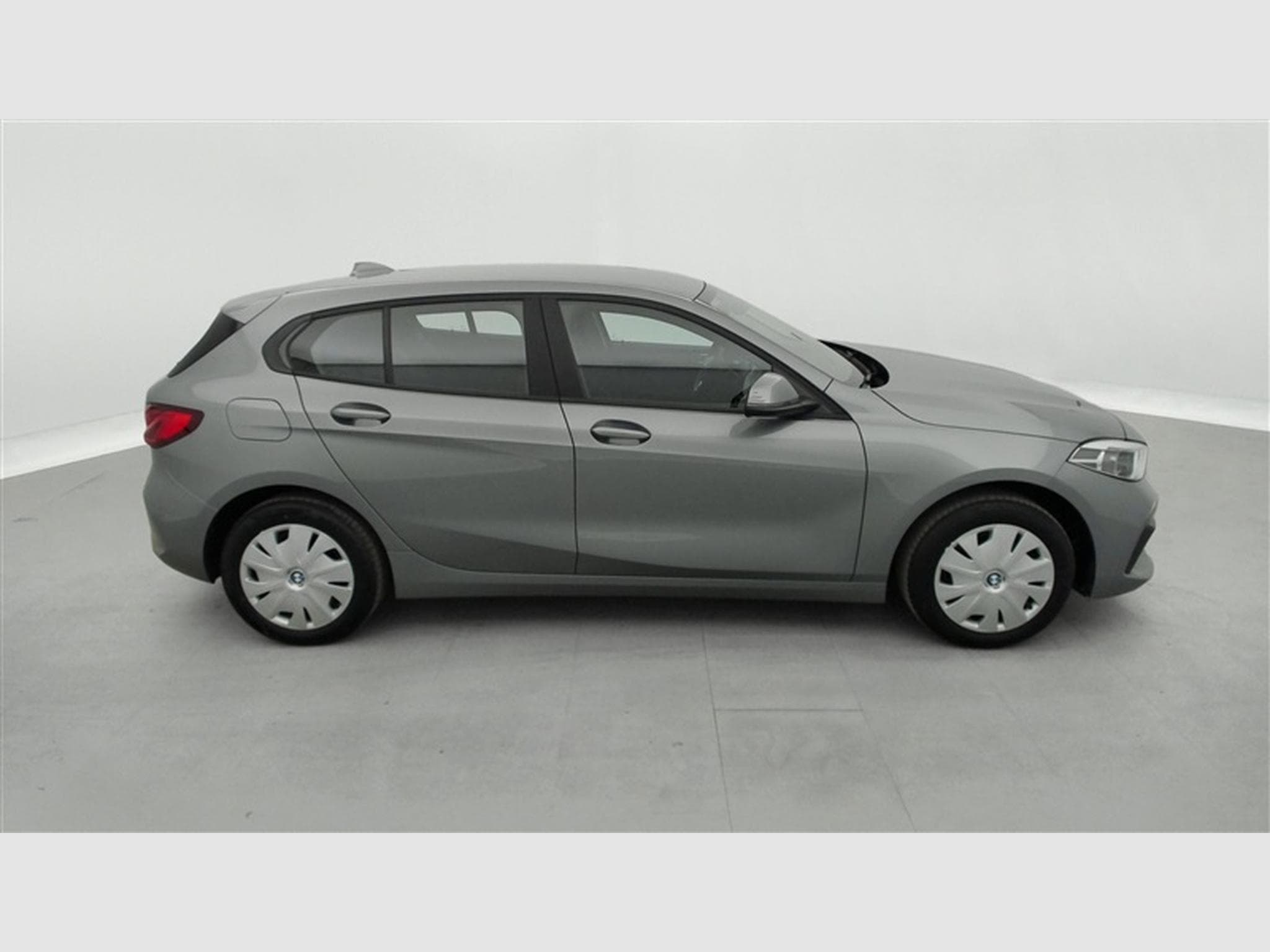 BMW 116 iA NAVI / FULL LED / PDC AV-AR (2023) - Photo 24