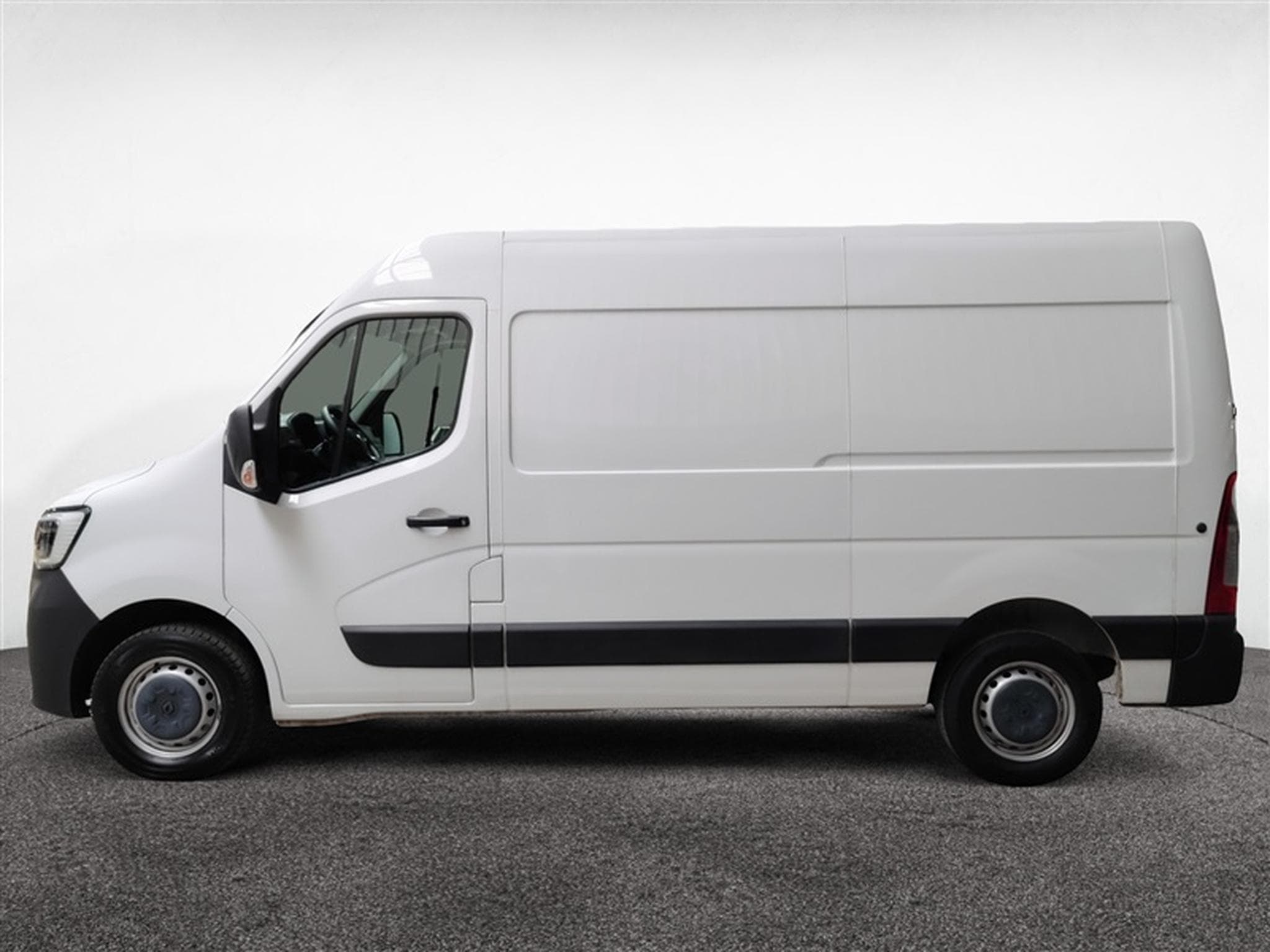 Renault Master 2.3 dCi 35 L2H2 Grand Confort NAVI / CLIM (2023) - Photo 3