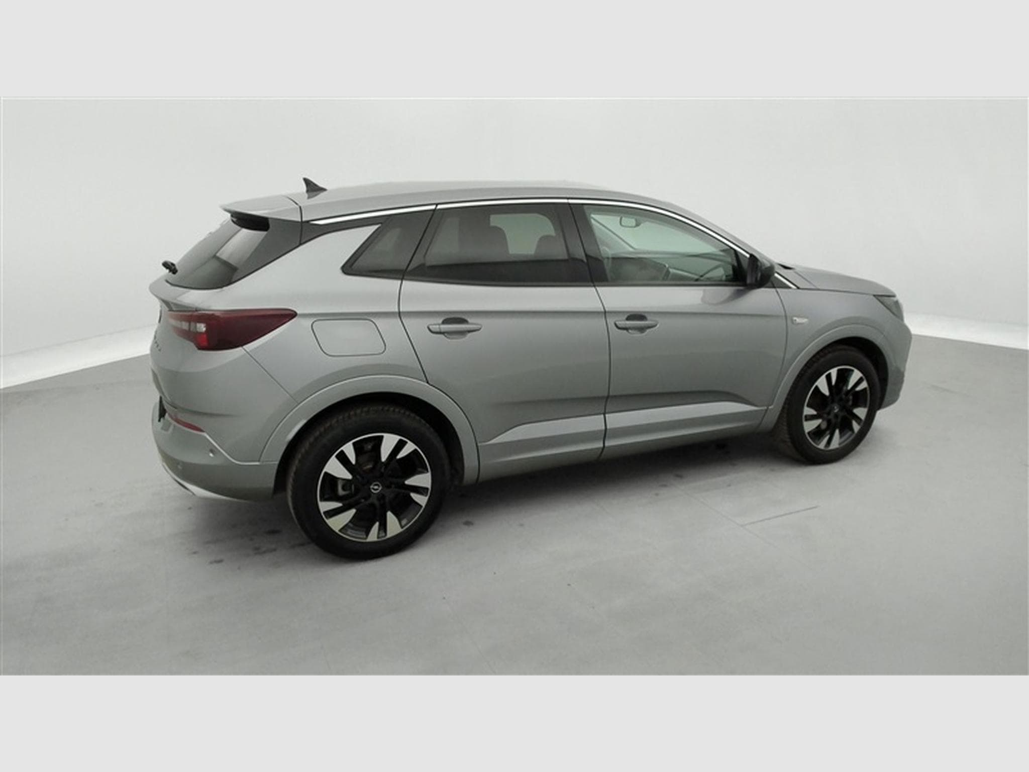 Opel Grandland 1.2 Turbo GS S&S (2023) - Photo 25