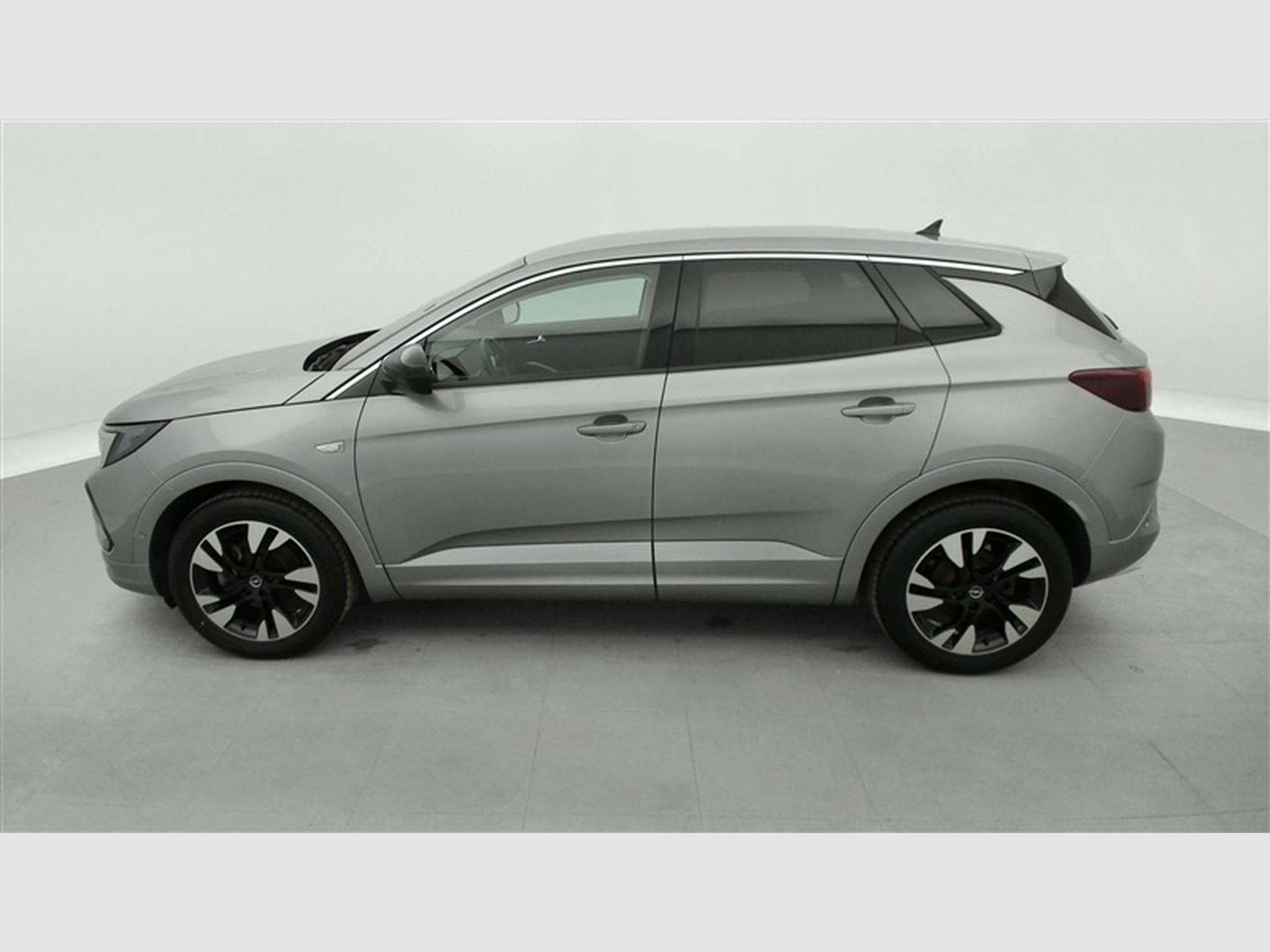 Opel Grandland 1.2 Turbo Edition S&S (2023) - Photo 3
