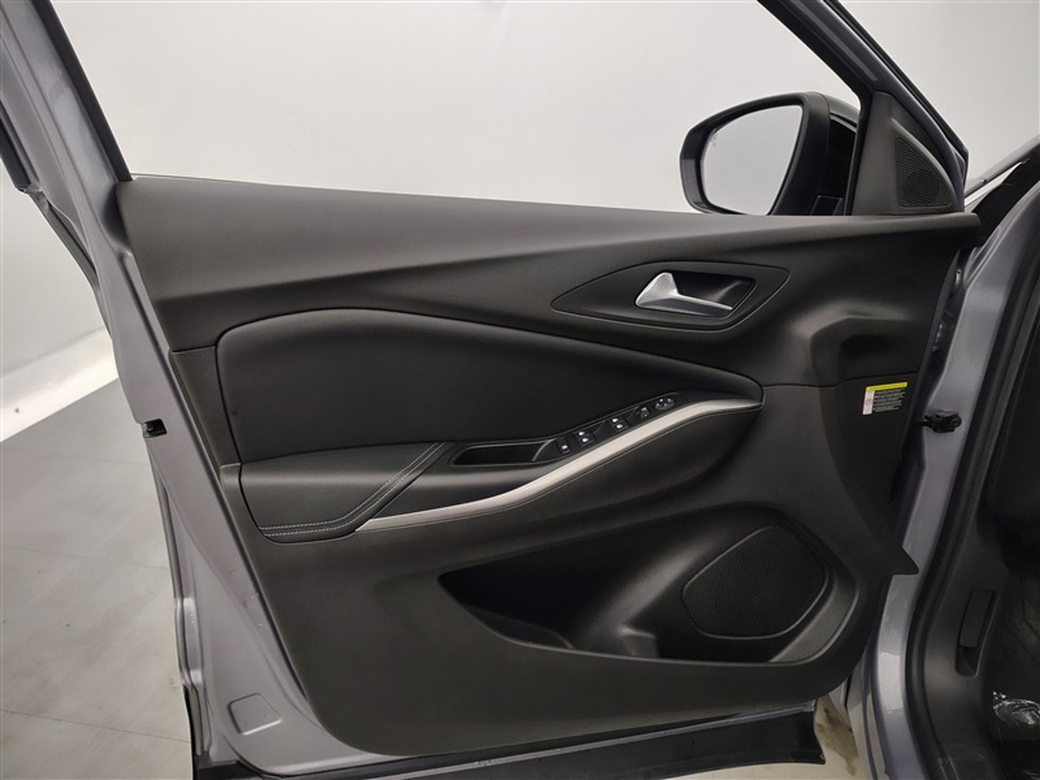 Opel Grandland 1.2 Turbo Edition S&S (2023) - Photo 17
