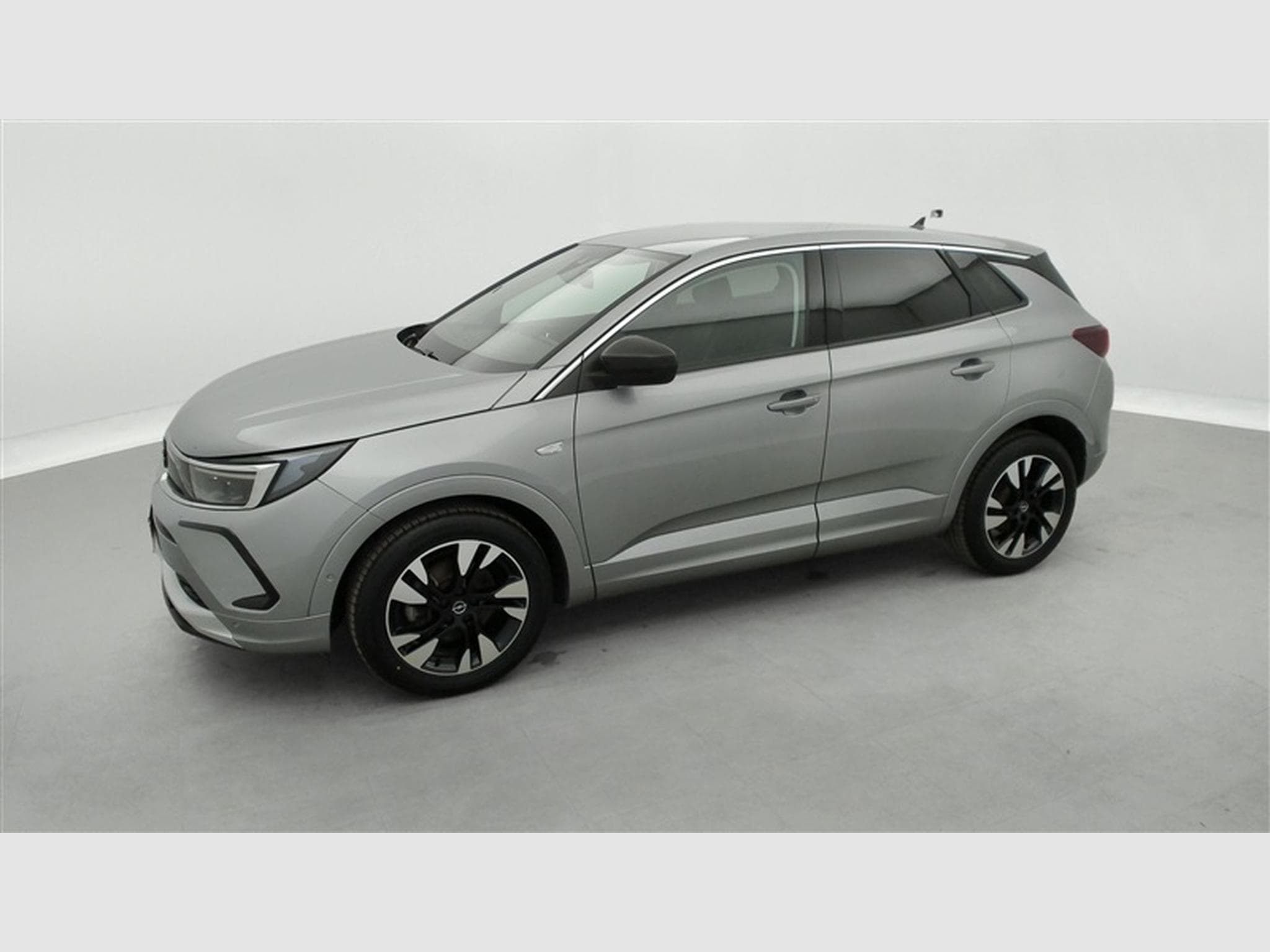 Opel Grandland 1.2 Turbo Edition S&S (2023) - Photo 21