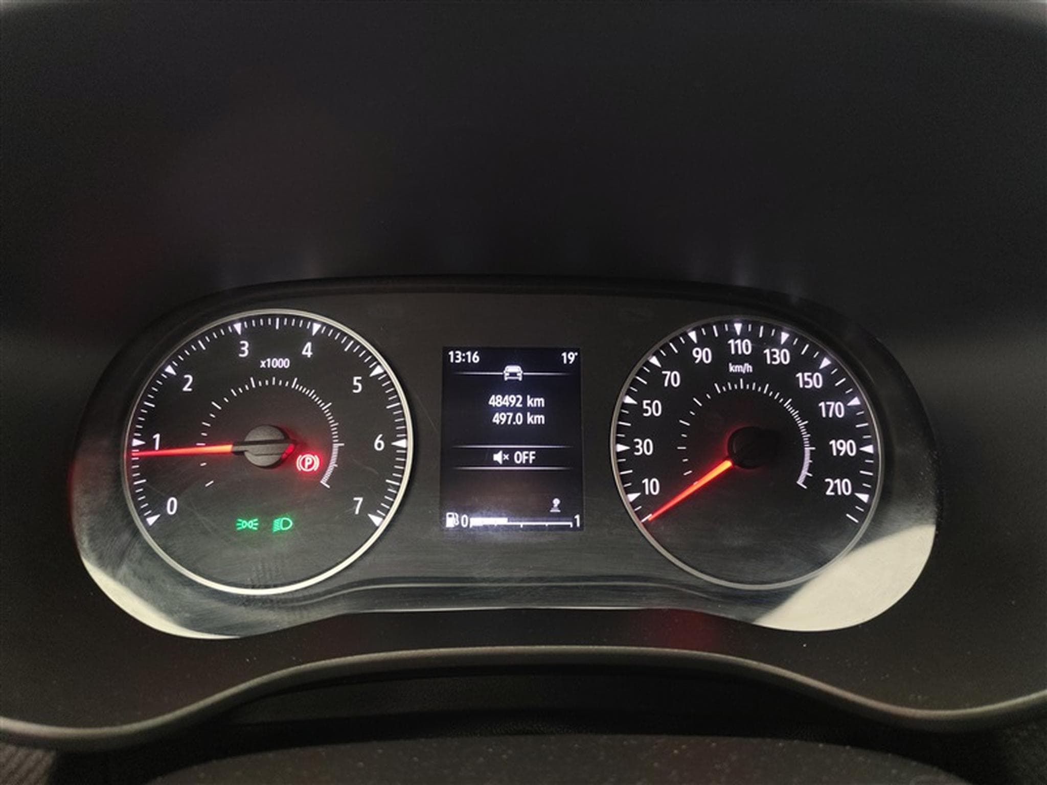 Dacia Sandero 1.0i SCe Essential CLIM / FULL LED / BLUETOOTH (2023) - Photo 10