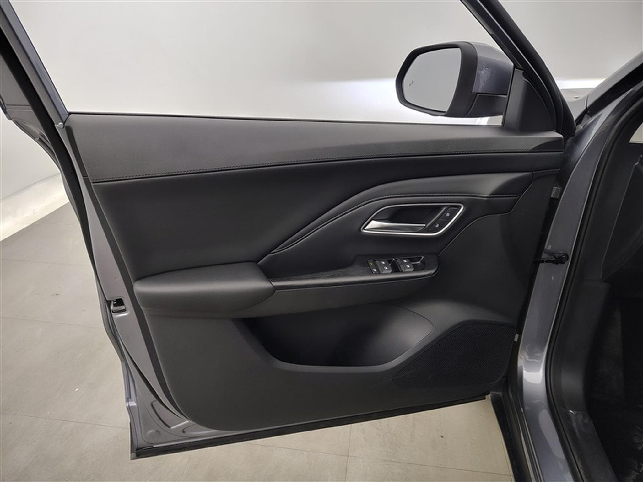 MG ZS 1.5 Hybrid+ Luxury NAVI / FULL LED / CUIR / CAMERA 360 (2026) - Photo 18