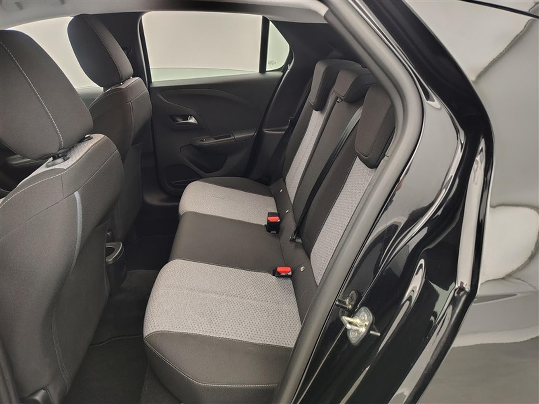Opel Corsa 1.2 Turbo Edition S/S (2025) - Photo 13