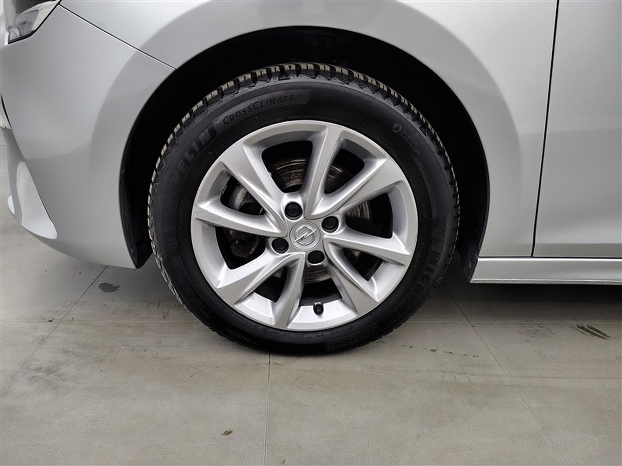Opel Corsa 1.2 75cv Elegance business (2023) - Photo 6