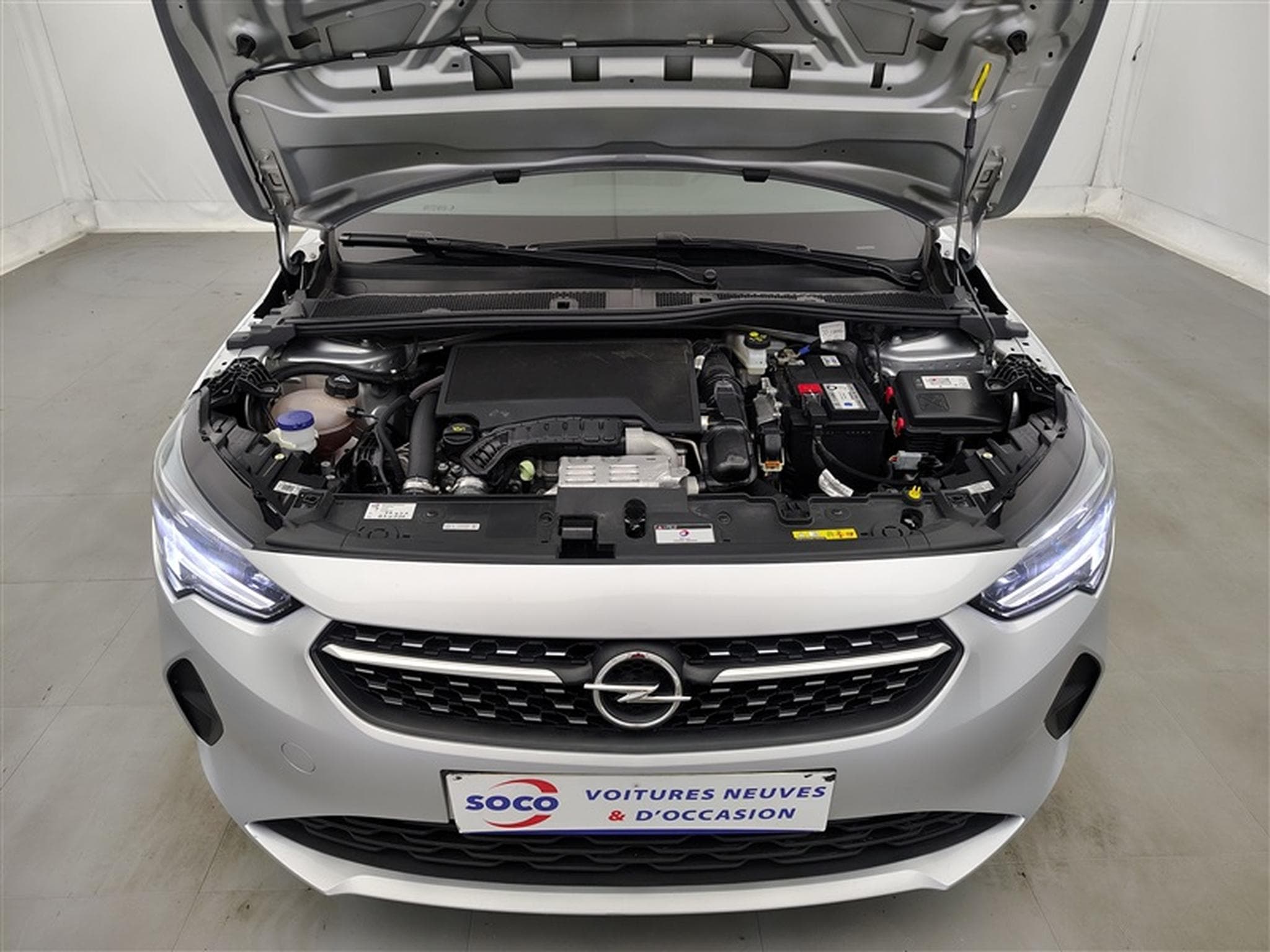 Opel Corsa 1.2 75cv Elegance business (2023) - Photo 18