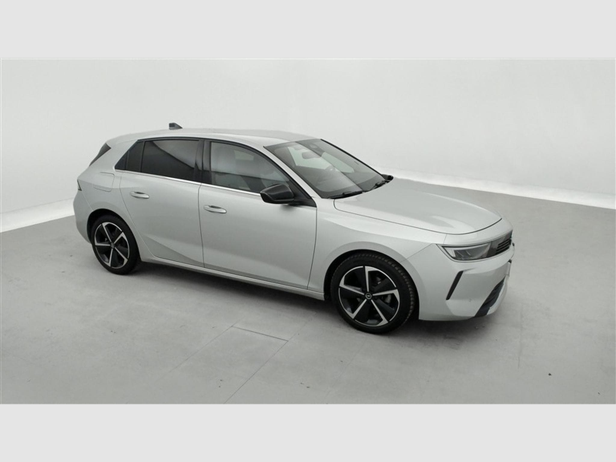 Opel Astra 1.2 Turbo elegance (2023) - Photo 23