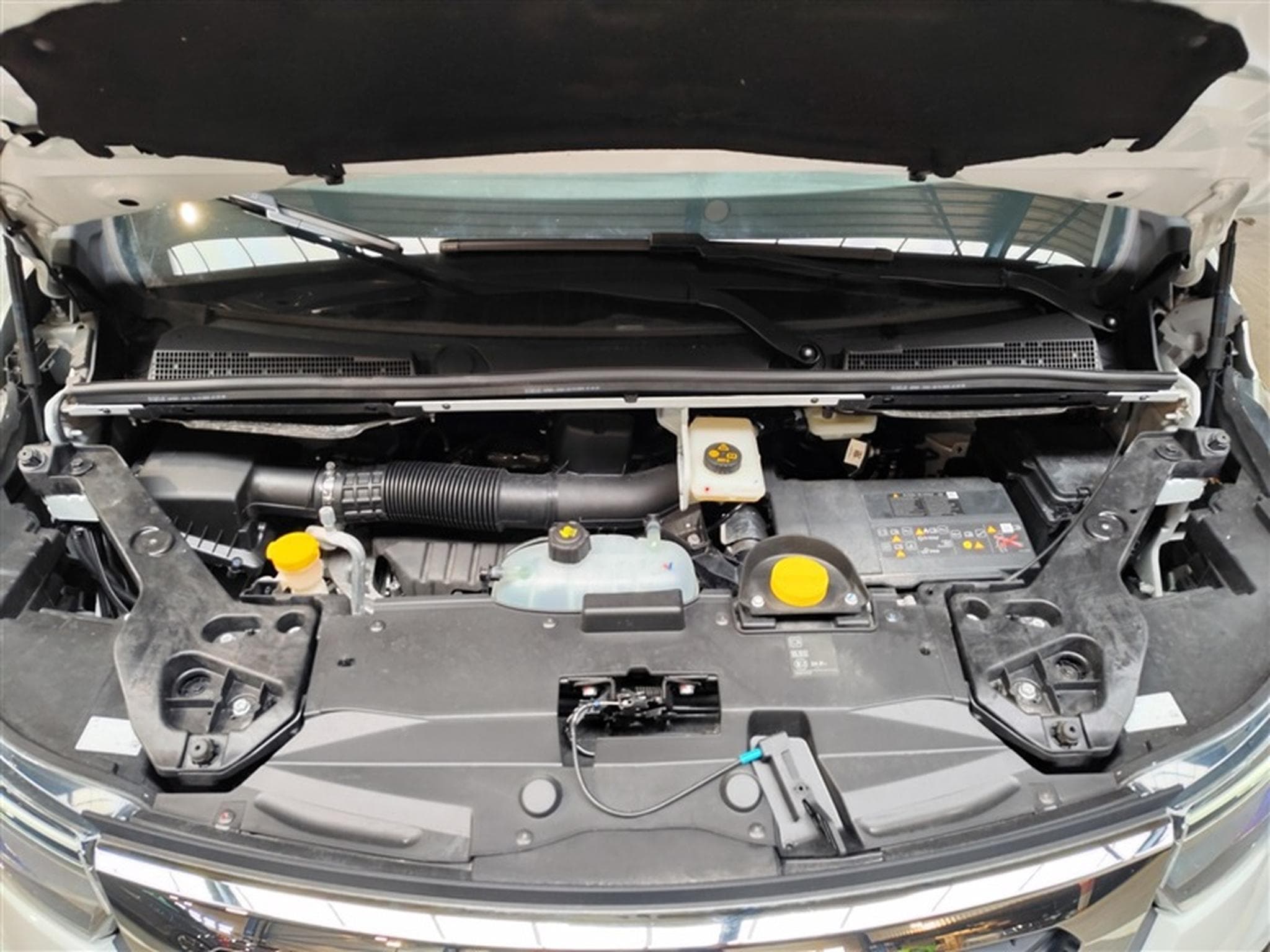 Nissan Primastar 2.0 dCi 30 L2H1 FULL LED / CLIM (2024) - Photo 18