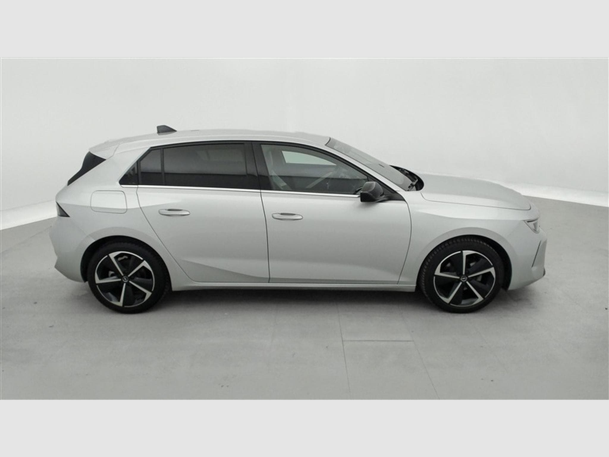 Opel Astra 1.2 Turbo elegance (2023) - Photo 24