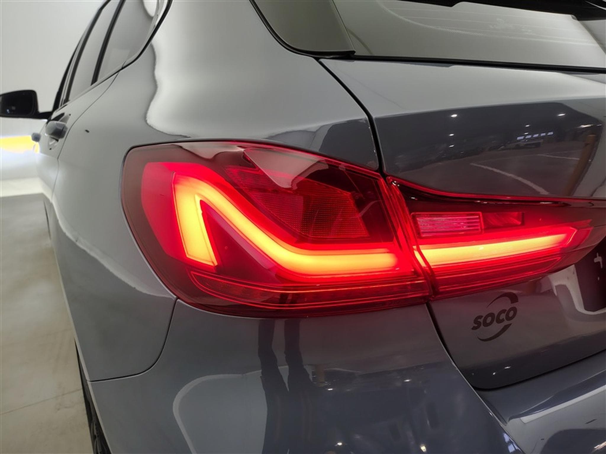 BMW 118 118iA Pack M NAVI / FULL LED / PDC AV+AR / JA 18" (2019) - Photo 16