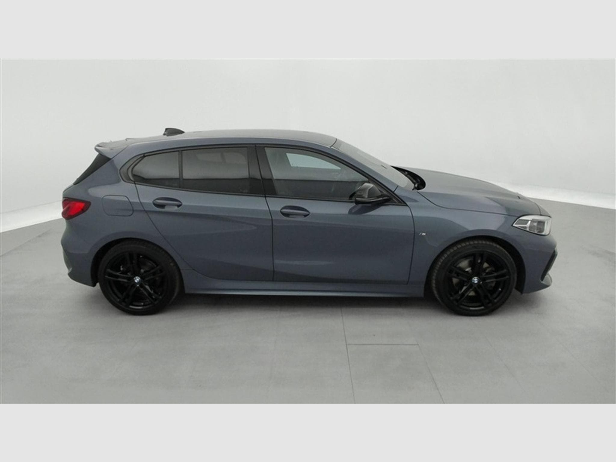 BMW 118 118iA Pack M NAVI / FULL LED / PDC AV+AR / JA 18" (2019) - Photo 24