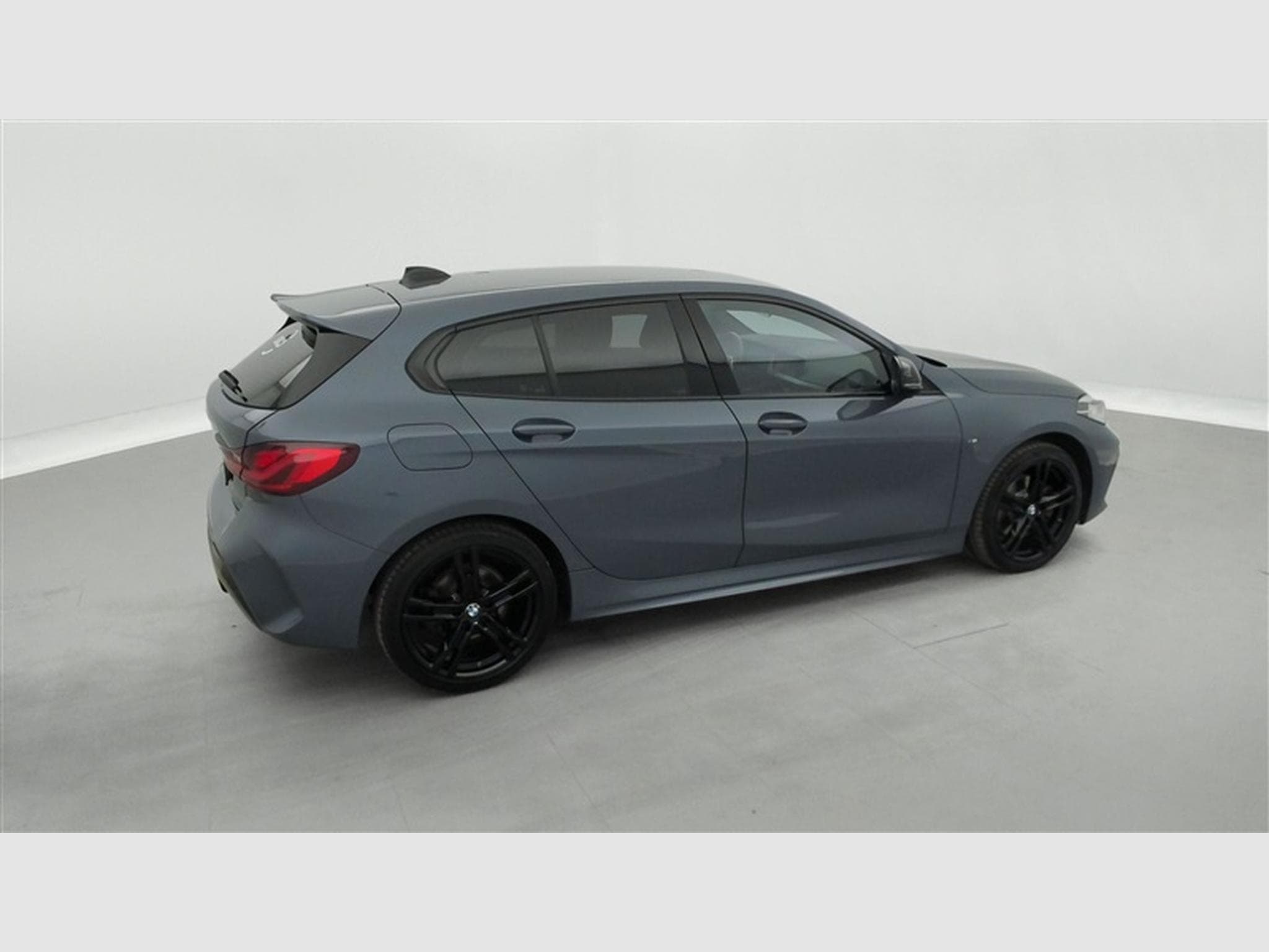 BMW 118 118iA Pack M NAVI / FULL LED / PDC AV+AR / JA 18" (2019) - Photo 25