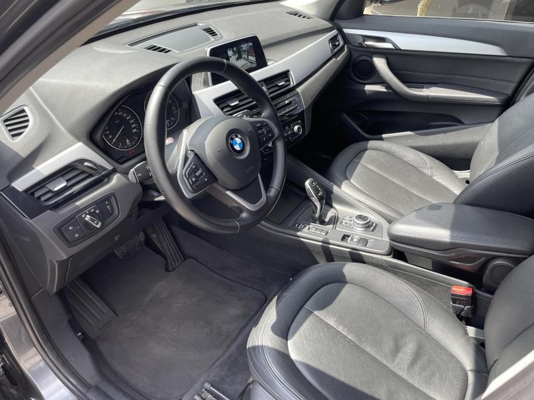 BMW X1 X1 sDrive18i 1.5L 140ch /Advantage/Camera/Sièges chauffants/ (2018) - Foto 6