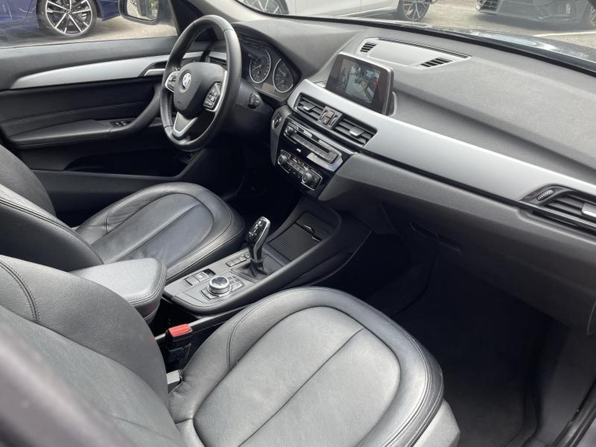 BMW X1 X1 sDrive18i 1.5L 140ch /Advantage/Camera/Sièges chauffants/ (2018) - Foto 10