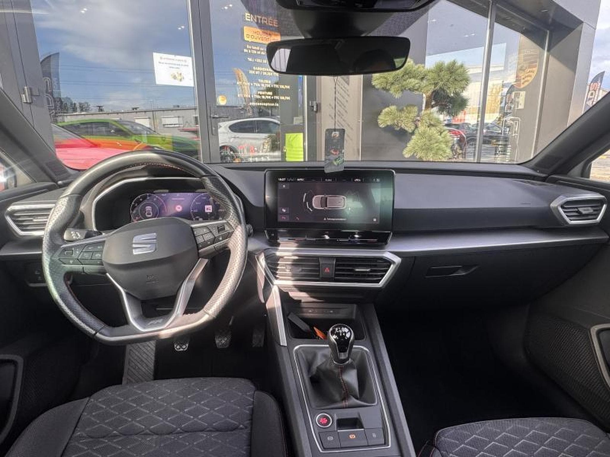 Seat Leon FR 1.0 TSI 110CH Sièges chauffants/ Cockpit Digital (2022) - Photo 5