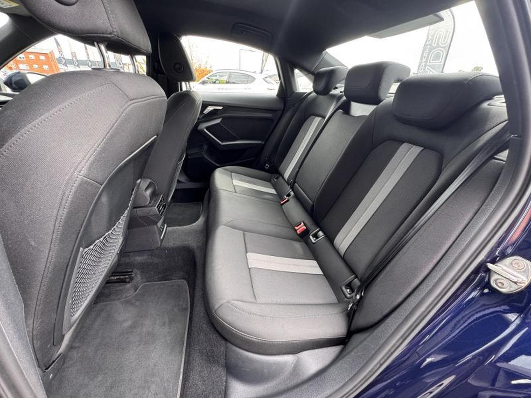 Audi A3 Berline S-Line GA AUDI 04.2027 2.0 TDI 150ch /Camera/Sièges (2022) - Foto 8