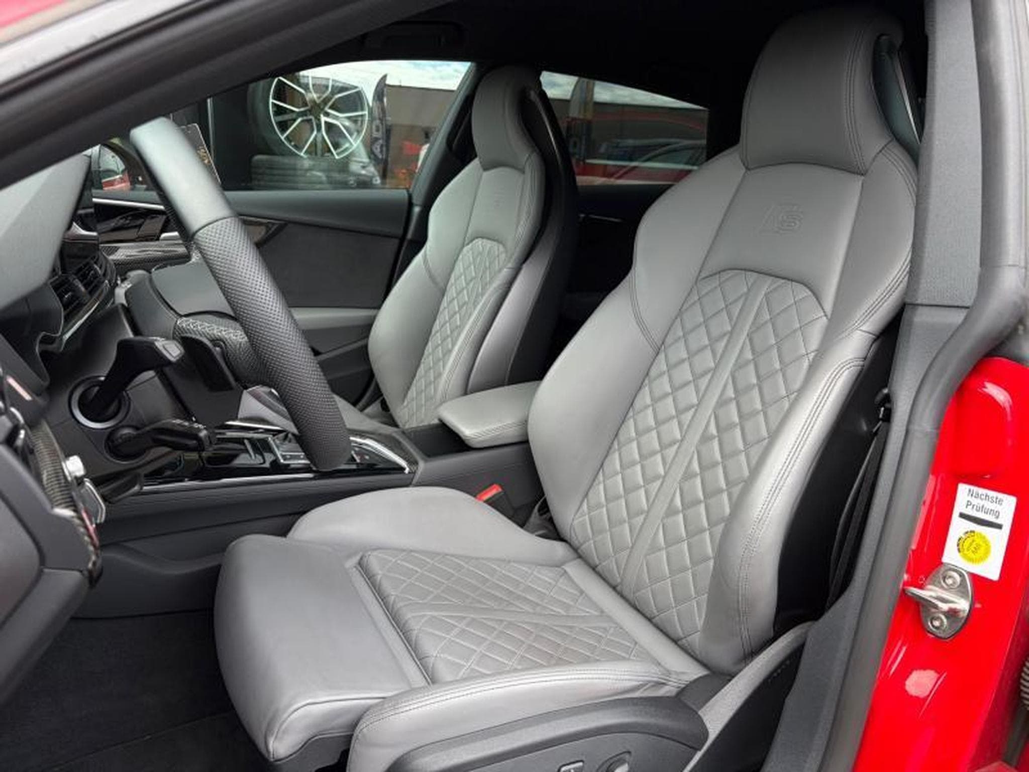 Audi A5 Sportback S-Line 2.0 45 TFSI 265ch /Attelage/Camera/Sièges é (2024) - Photo 7