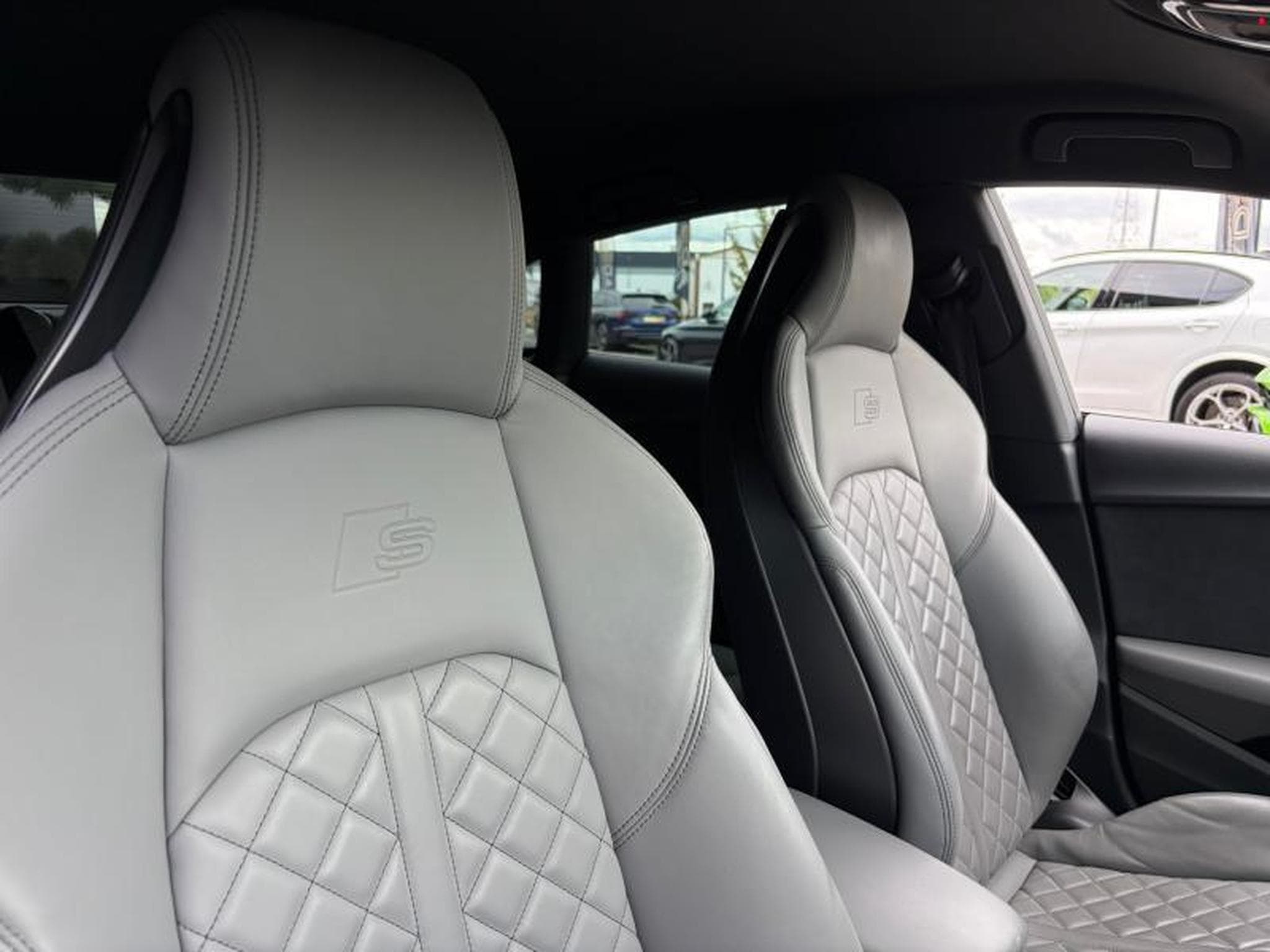 Audi A5 Sportback S-Line 2.0 45 TFSI 265ch /Attelage/Camera/Sièges é (2024) - Photo 15