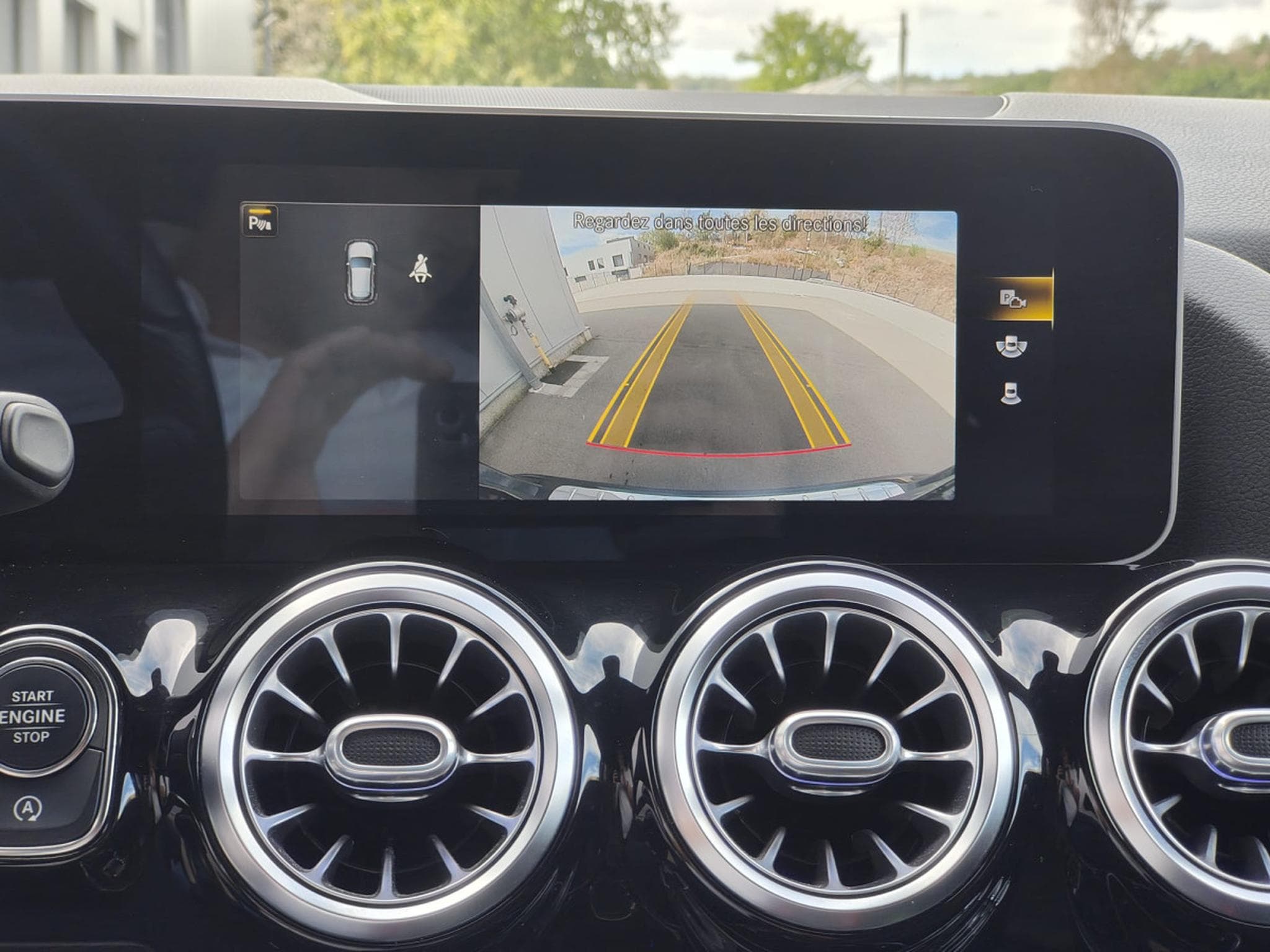 Mercedes GLA 200 GLA 200 7G-DCT PACK AMG CARPLAY GPS SIEGE CHAUFFANTS (2021) - Foto 18