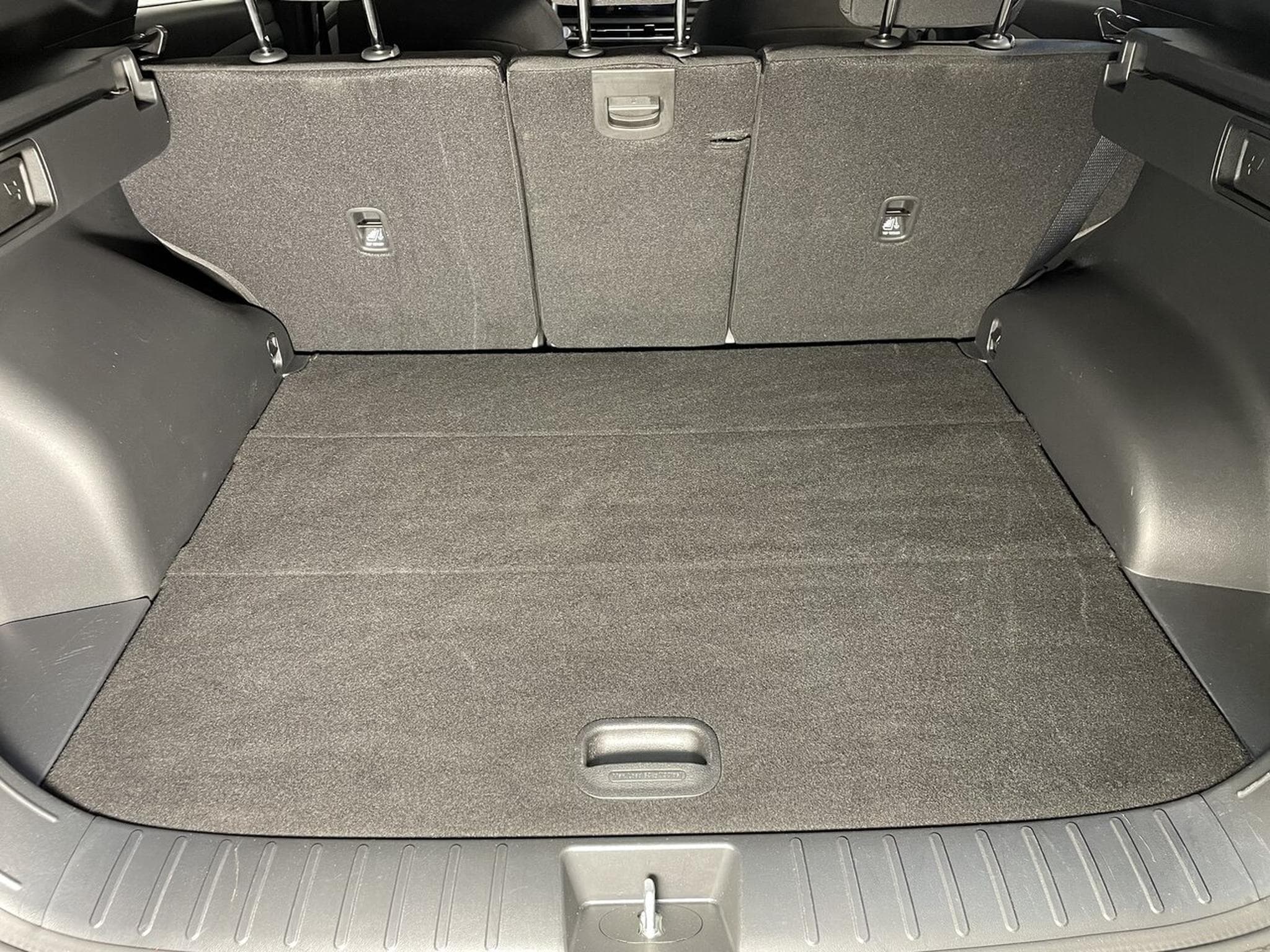 Hyundai Tucson 1.6 T-GDi HYBRID 215 INTUITIVE (2024) - Photo 13