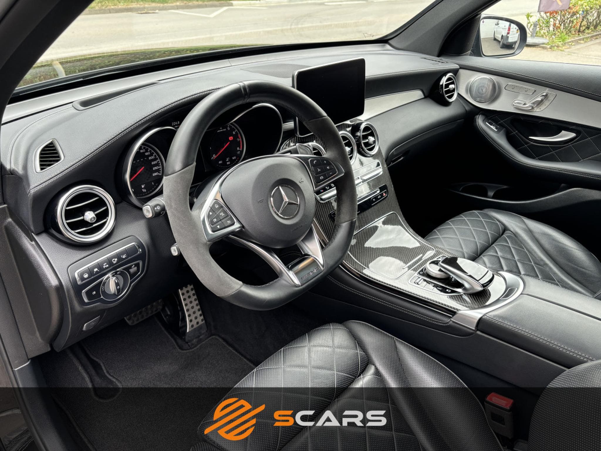 Mercedes GLC 43 AMG Bi-Turbo 4Matic 367cv Night Pack (2018) - Foto 6
