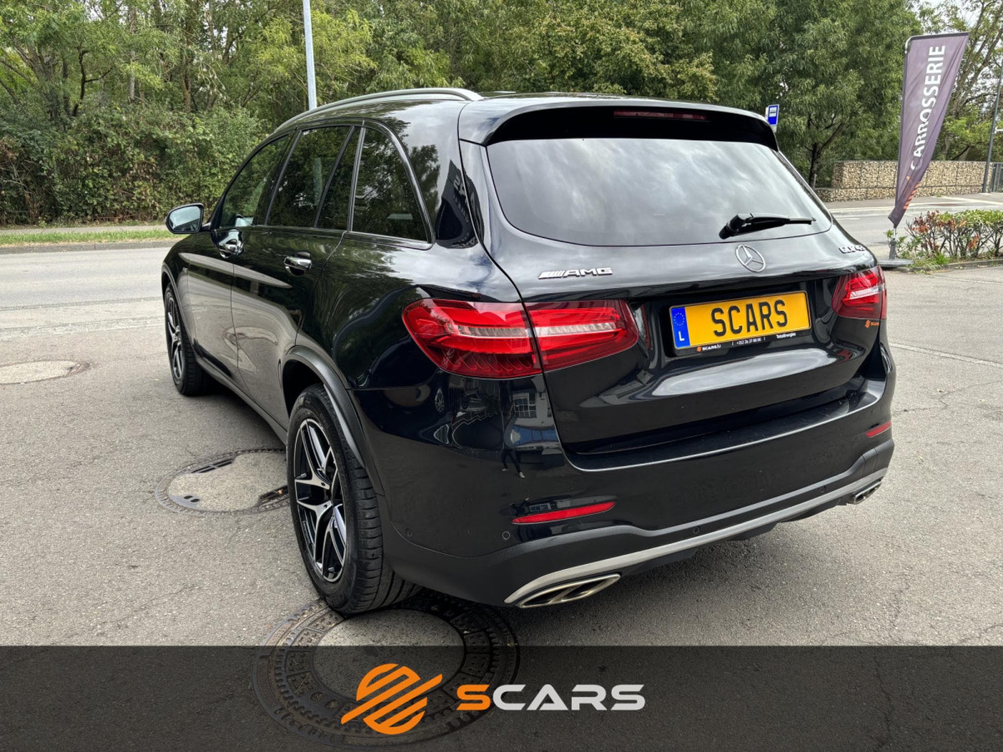 Mercedes GLC 43 AMG Bi-Turbo 4Matic 367cv Night Pack (2018) - Foto 16