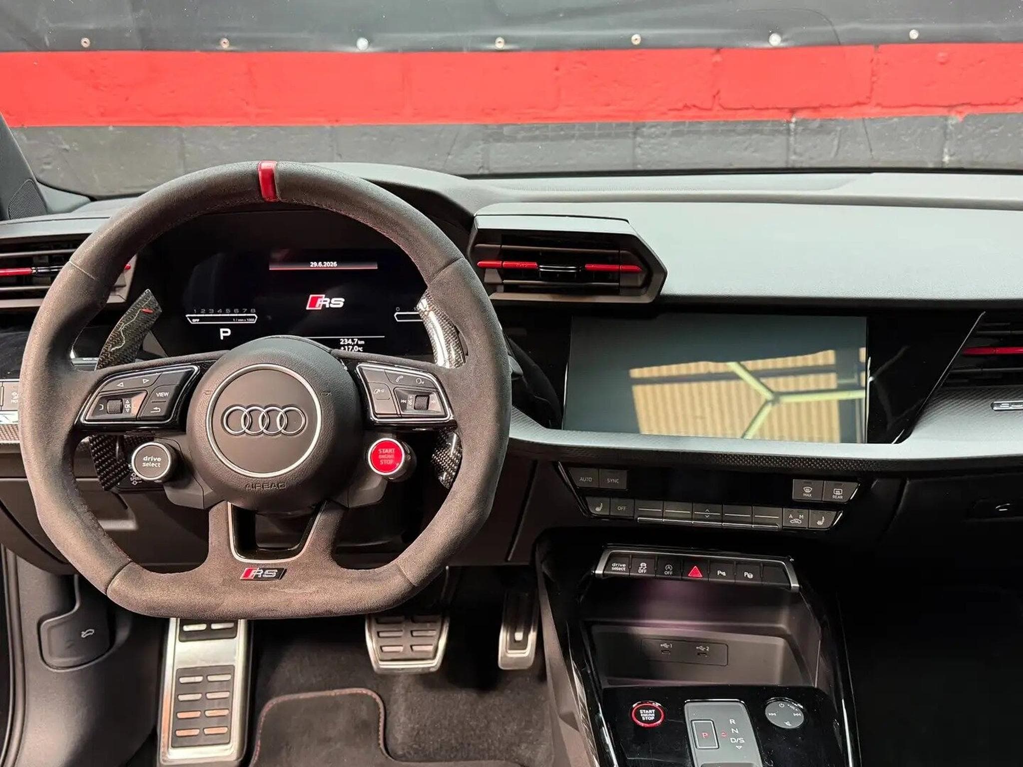 Audi RS3 Limousine 400 CV QUATTRO (2025) - Photo 2