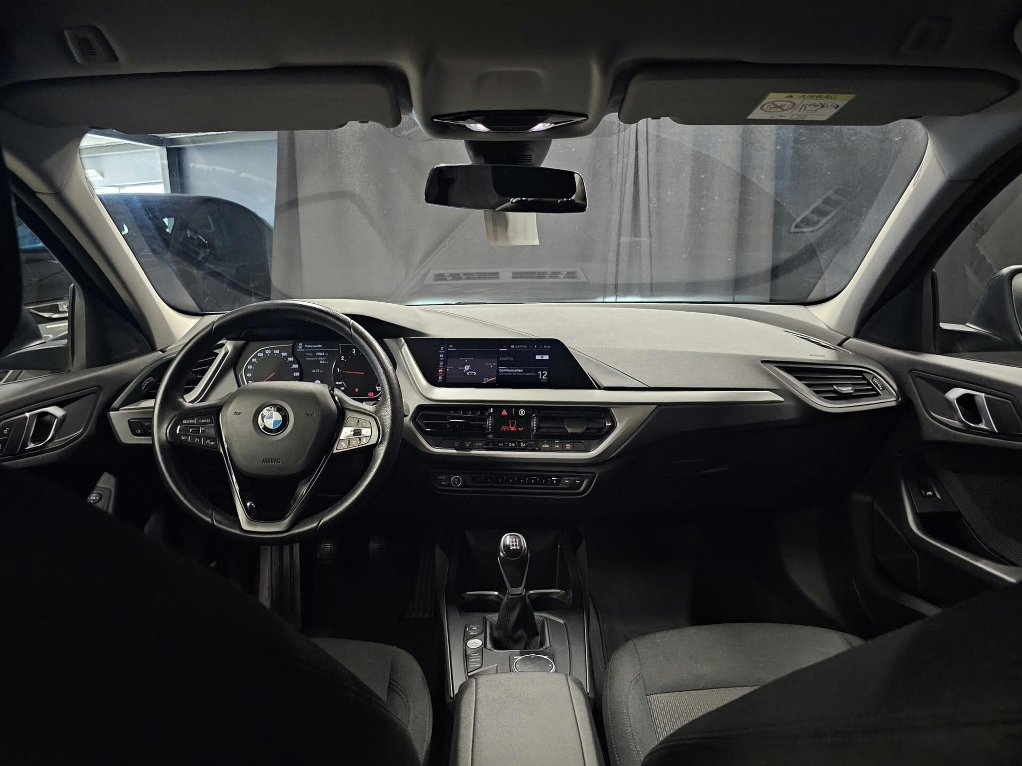 BMW 118 Business (2021) - Photo 2