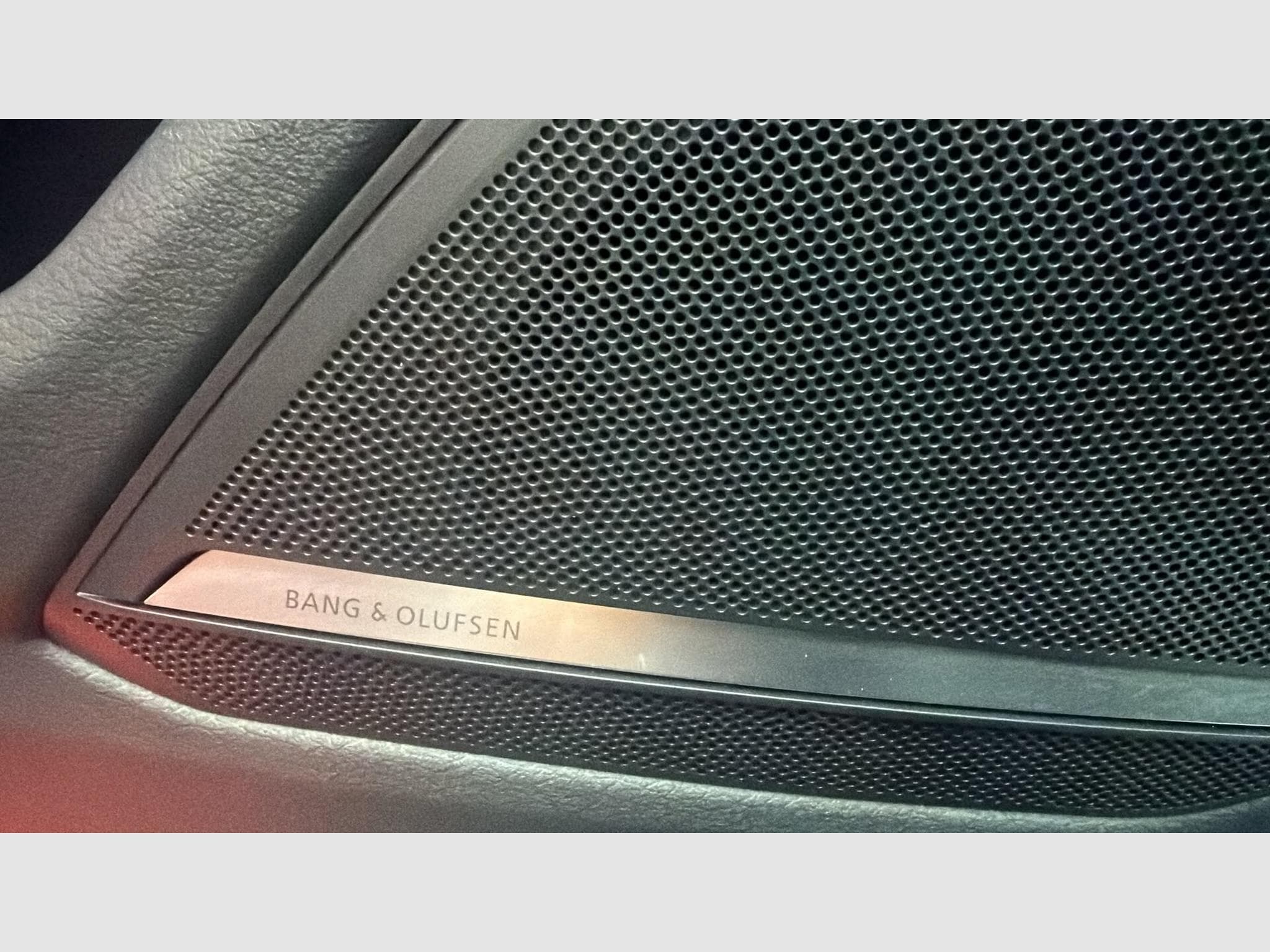 Audi RS6 4.0 V8 630cv PERFORMANCE PANO/360°/NAVI (2024) - Photo 9