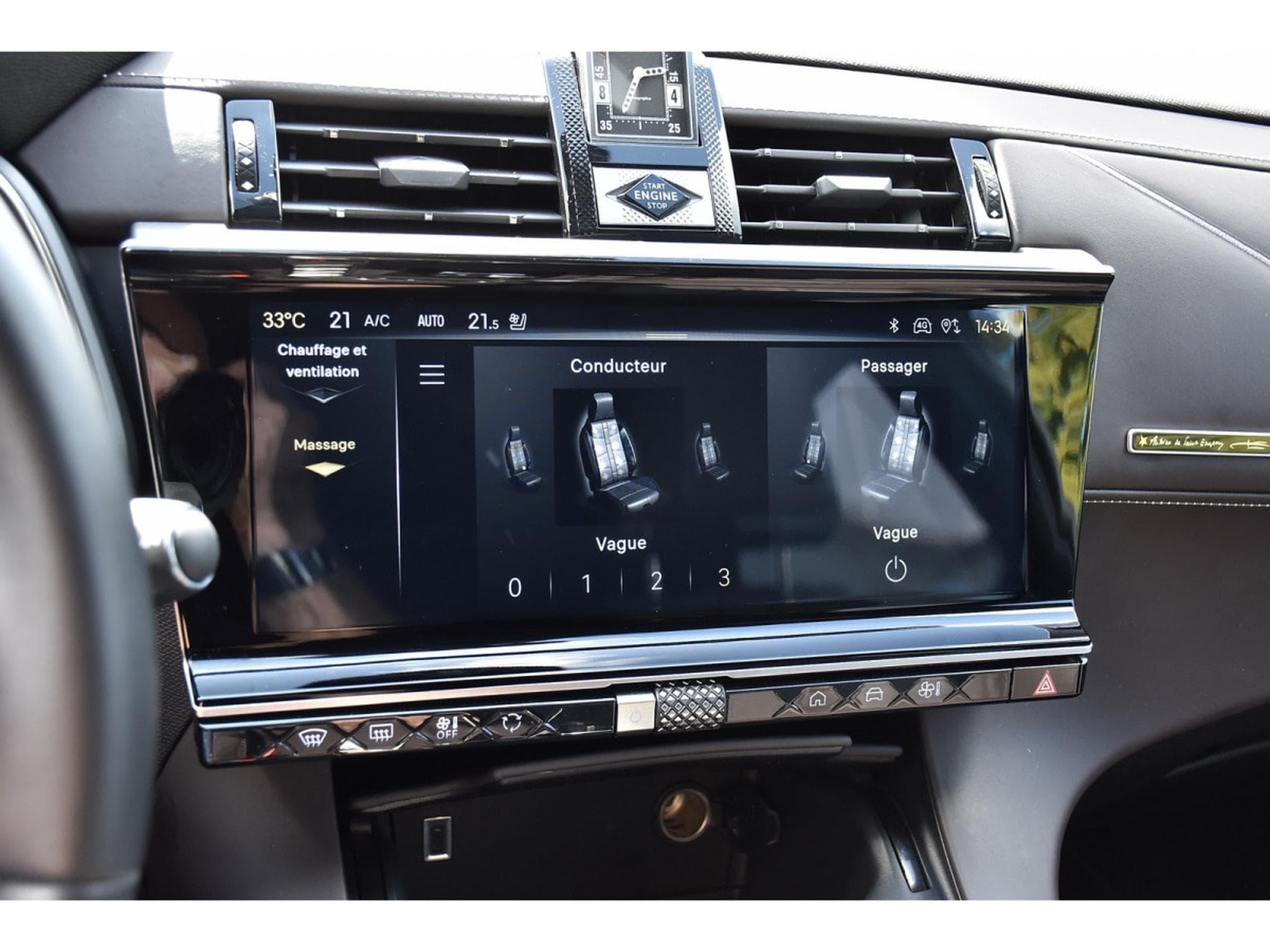 DS Automobiles DS7 1.6 Hybrid PHEV 300 AWD Antoine de Saint Exupéry MEMO CAM360 (2024) - Foto 12