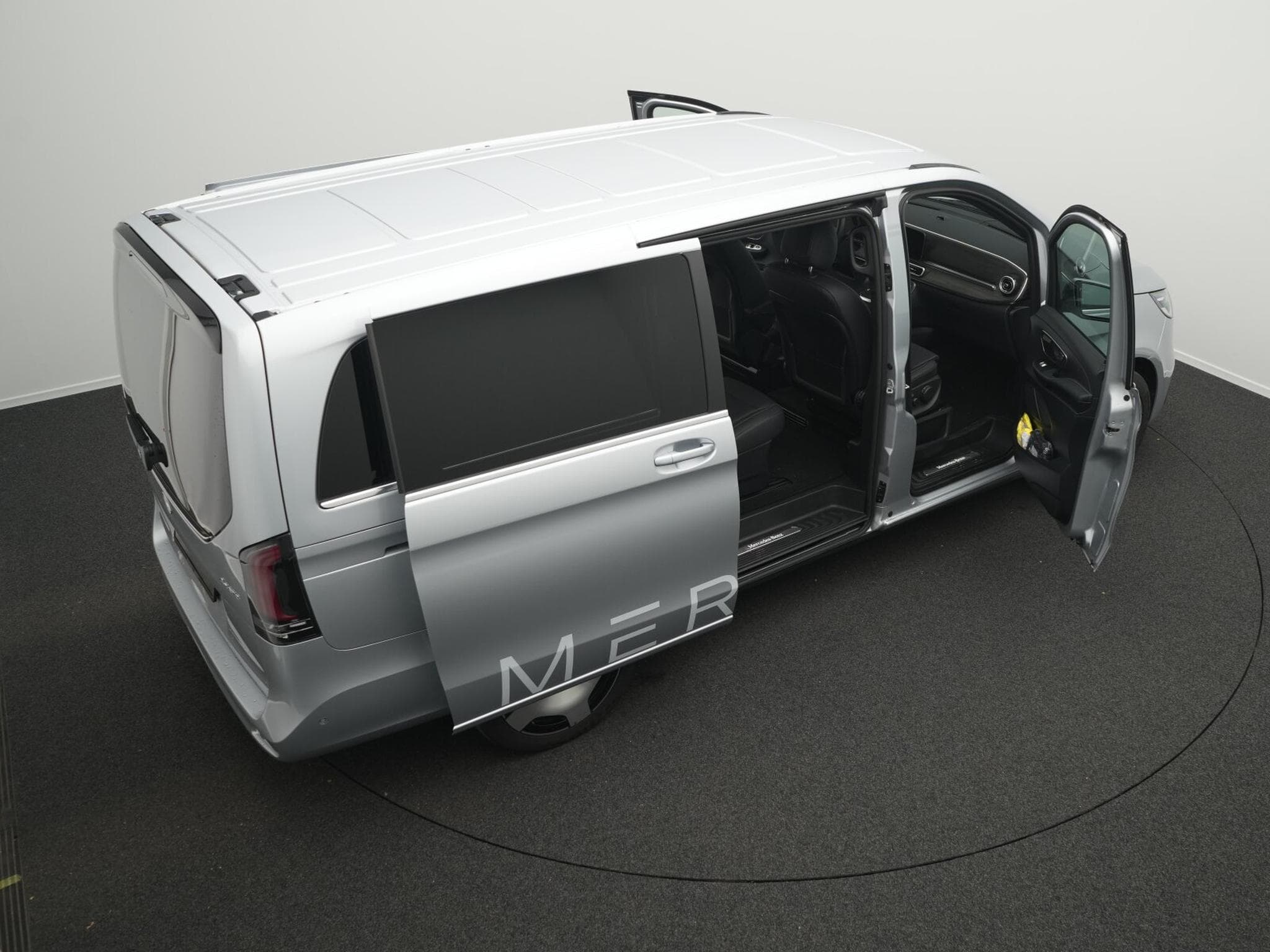 Mercedes V d 4MATIC AVANTGARDE Lang (2026) - Photo 13