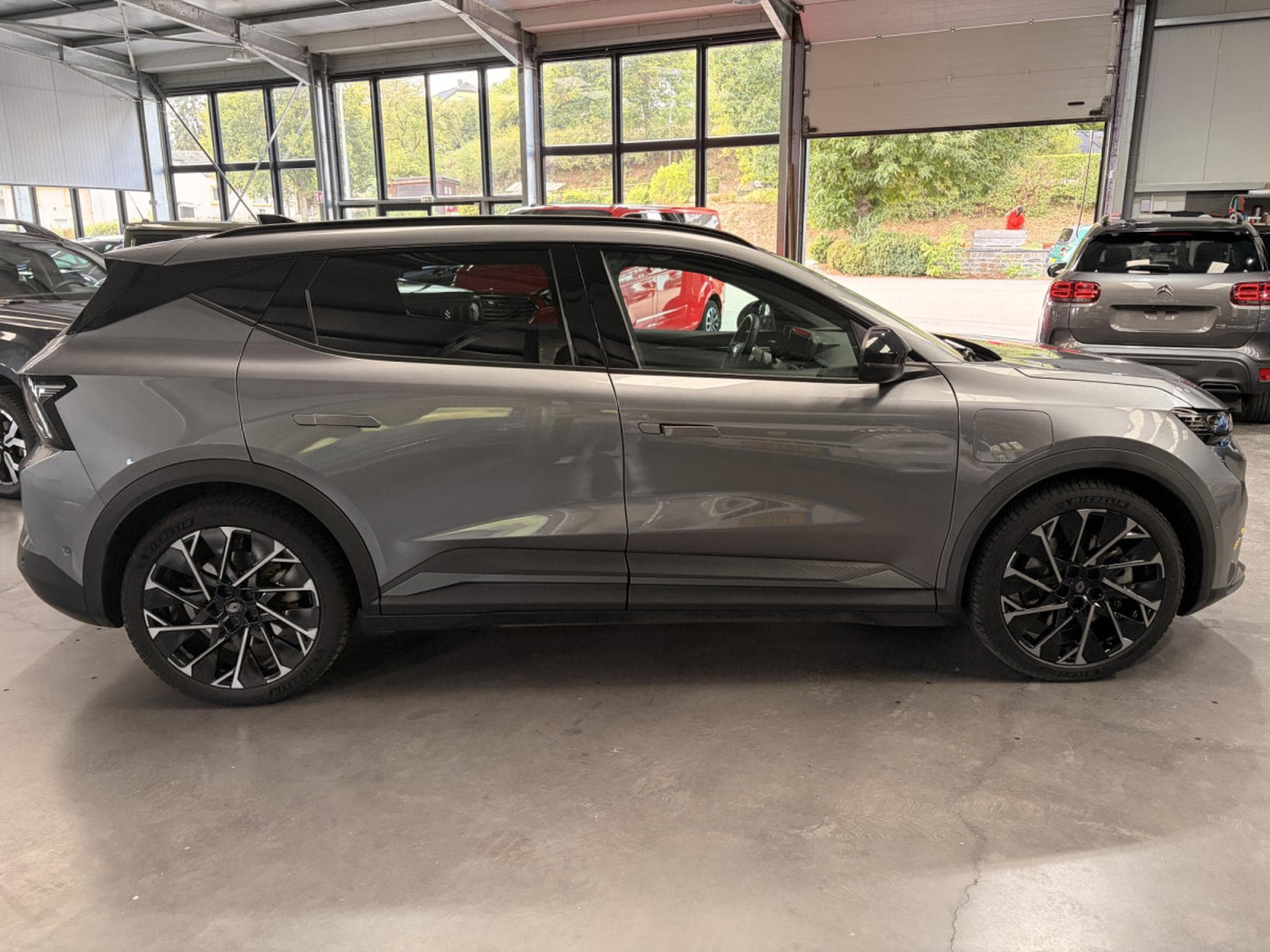 Renault Scenic E-TECH 220HP Esprit Alpine Long Range (2025) - Photo 2