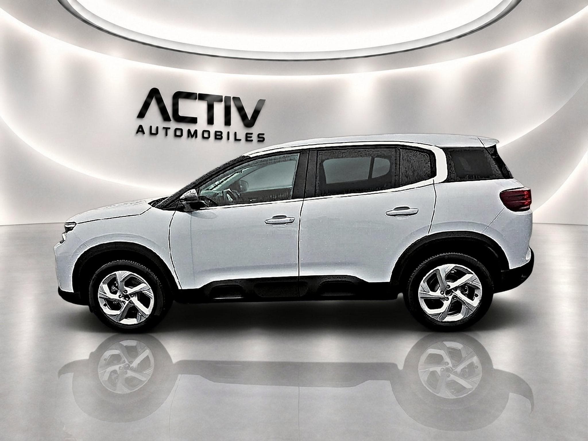 Citroën C5 AIRCROSS 1.2 HYBRIDE 145 PLUS E-DCS6 (2024) - Photo 4