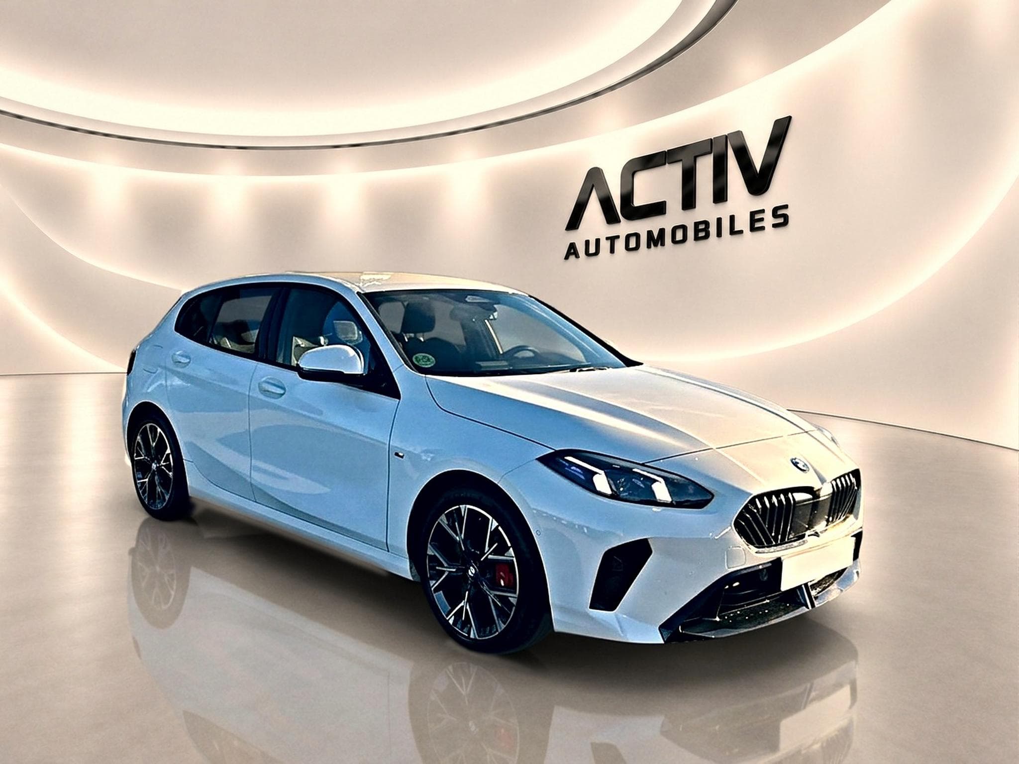 Bmw SERIE 1 (2025) - Photo 3